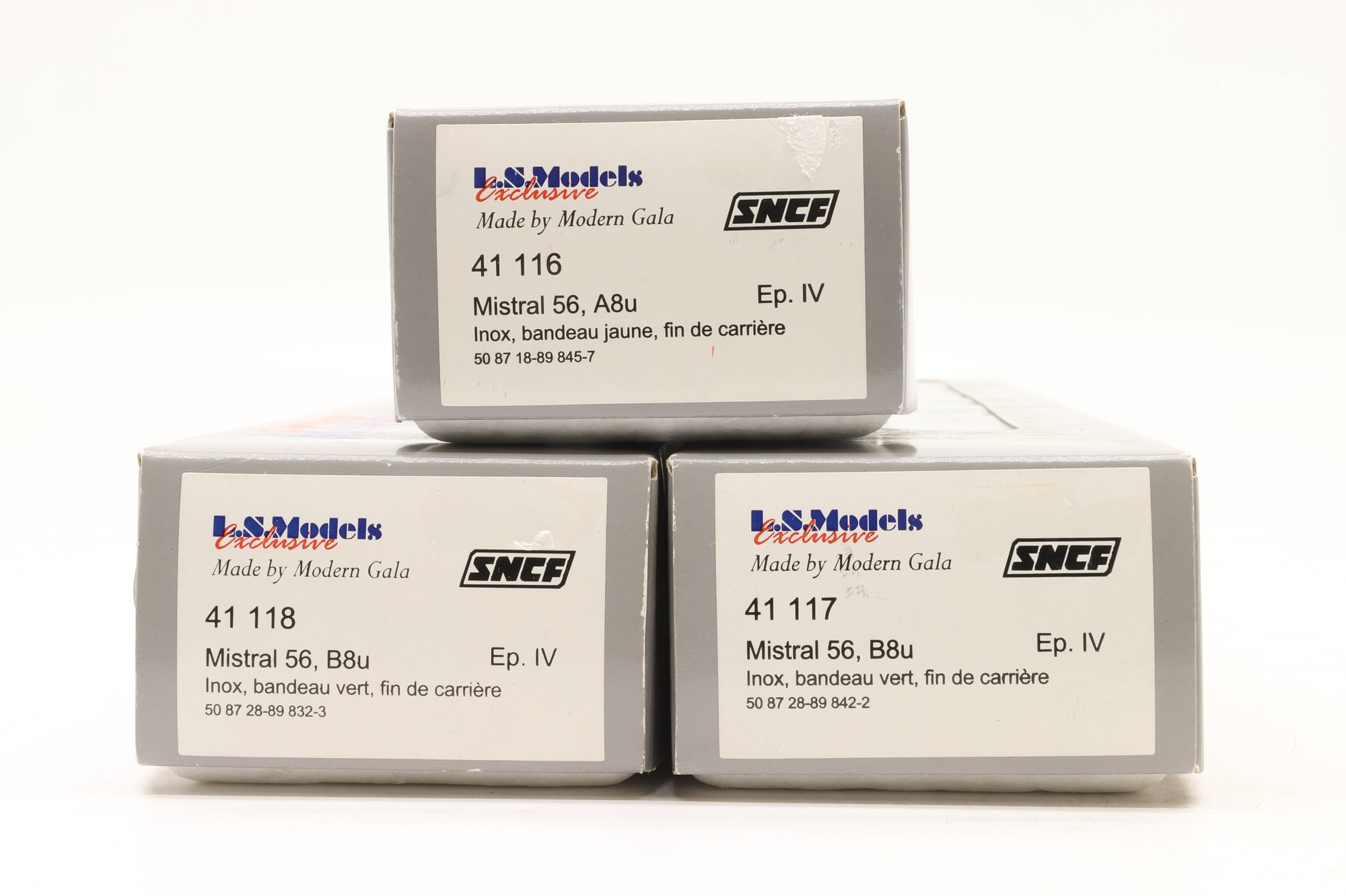 L.S. Models HO 41116/7/8 Rake of 3x SNCF Mistral 56 Inox Coaches