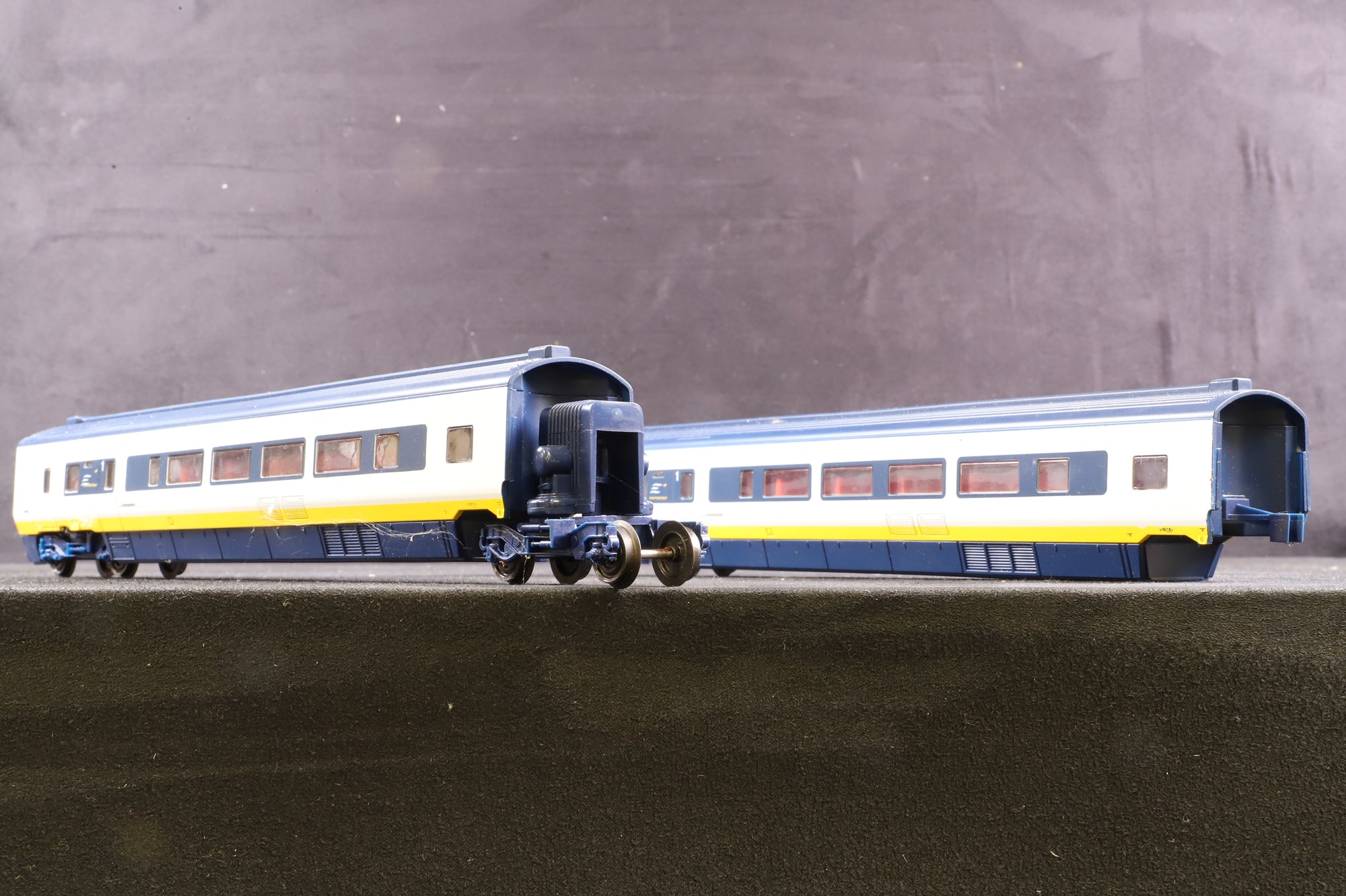 Hornby OO Eurostar 12 Car Set