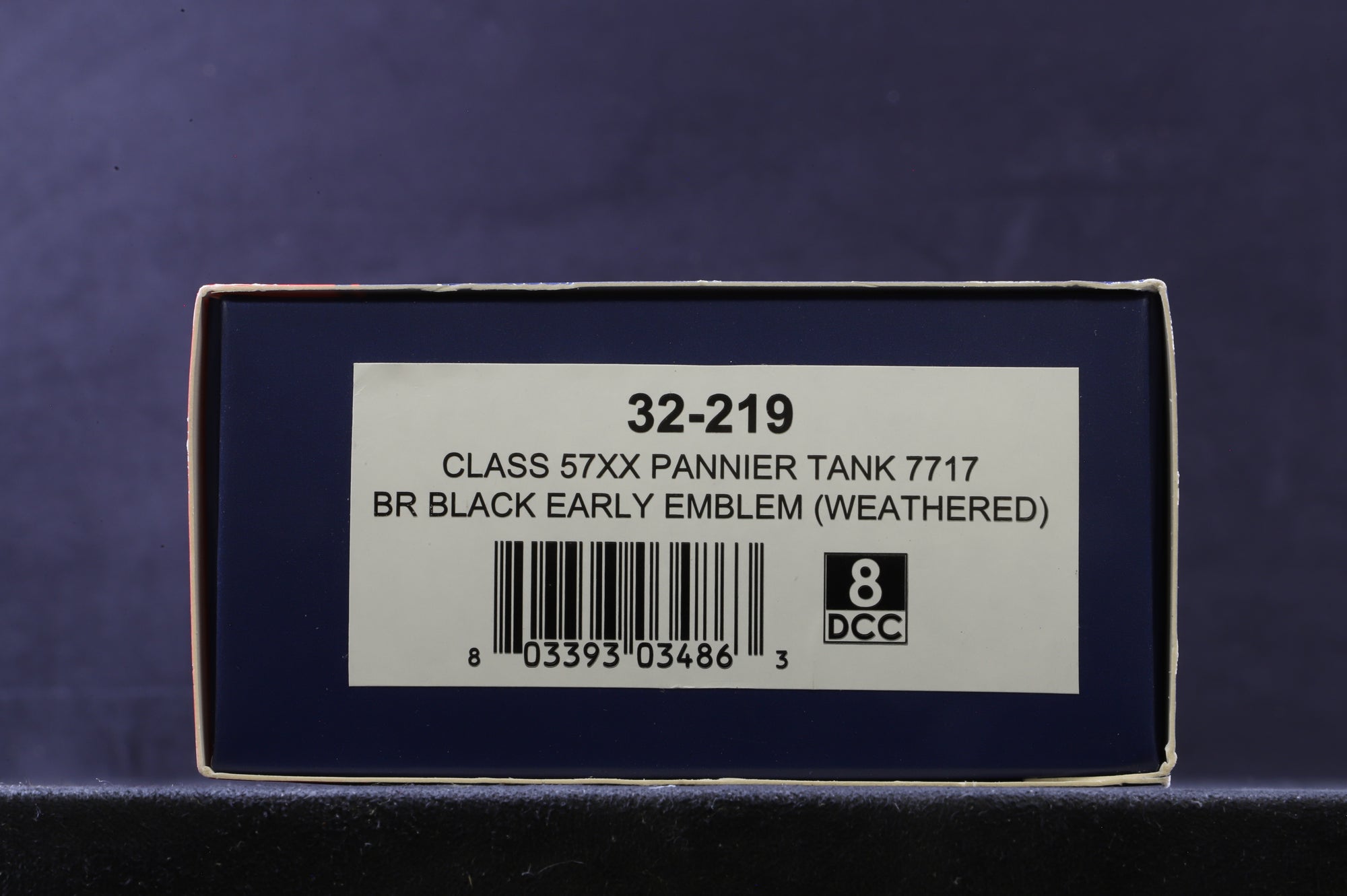 Bachmann OO 32-219 Class 57XX 7717 in BR Black w/ Early Crests - Weathered