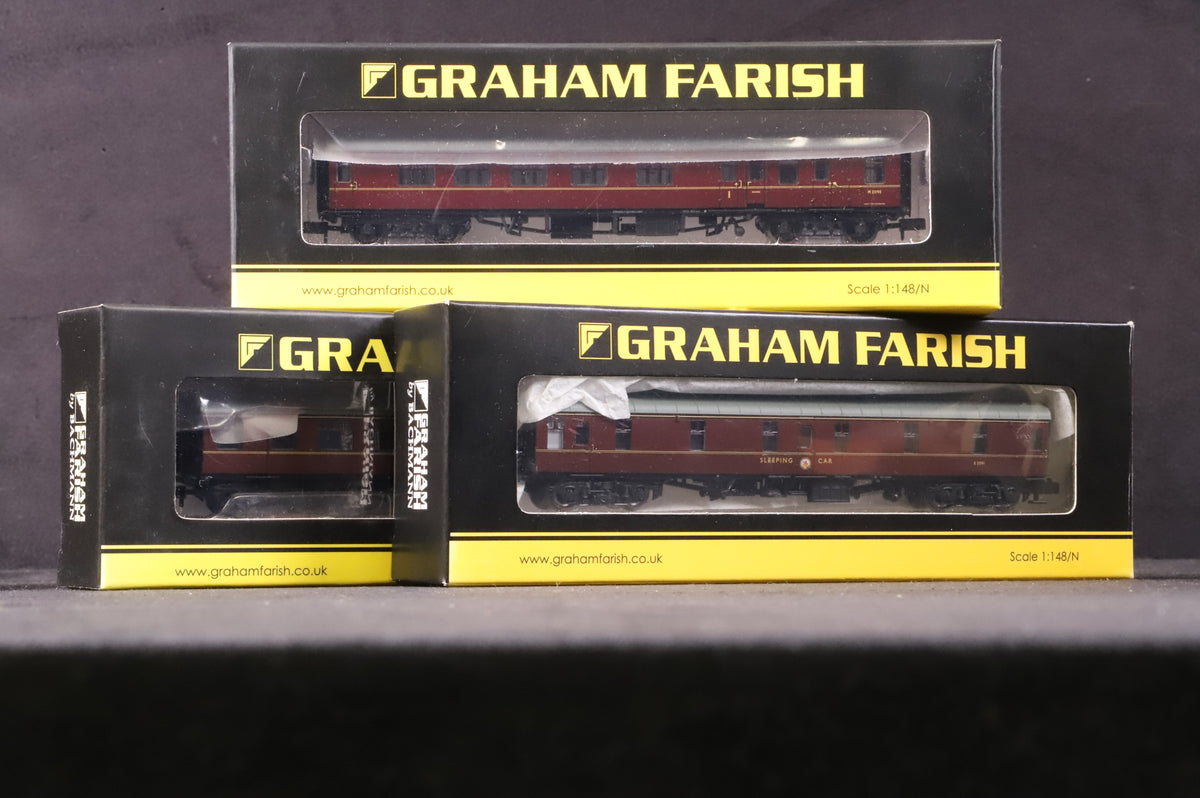 Graham Farish N Rake Of 3 BR Mk1 Maroon Lined Coaches Inc. 374-121A, 925A &amp; 084B
