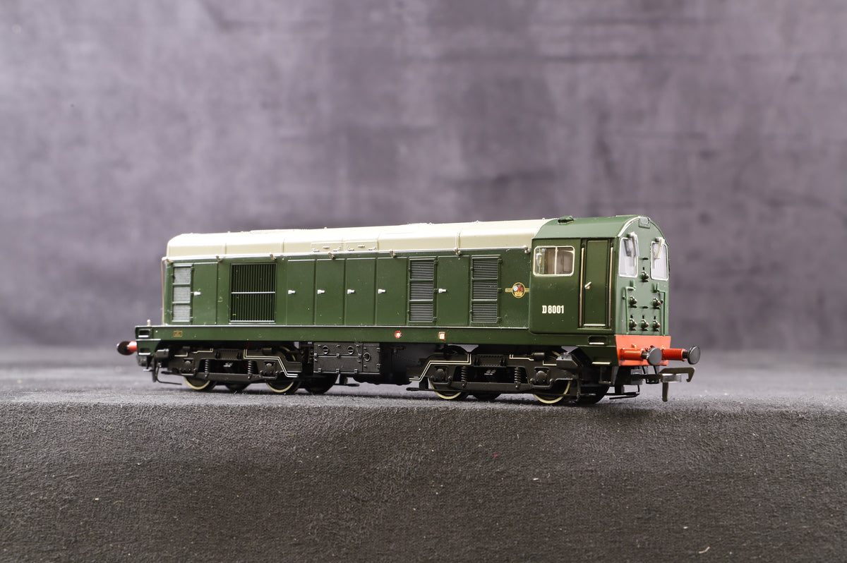 Bachmann OO 32-027Y/1 and Y/2 Class 20 Pack D8000 &amp; D8001 in BR green with Discs. Limited edition 355/504