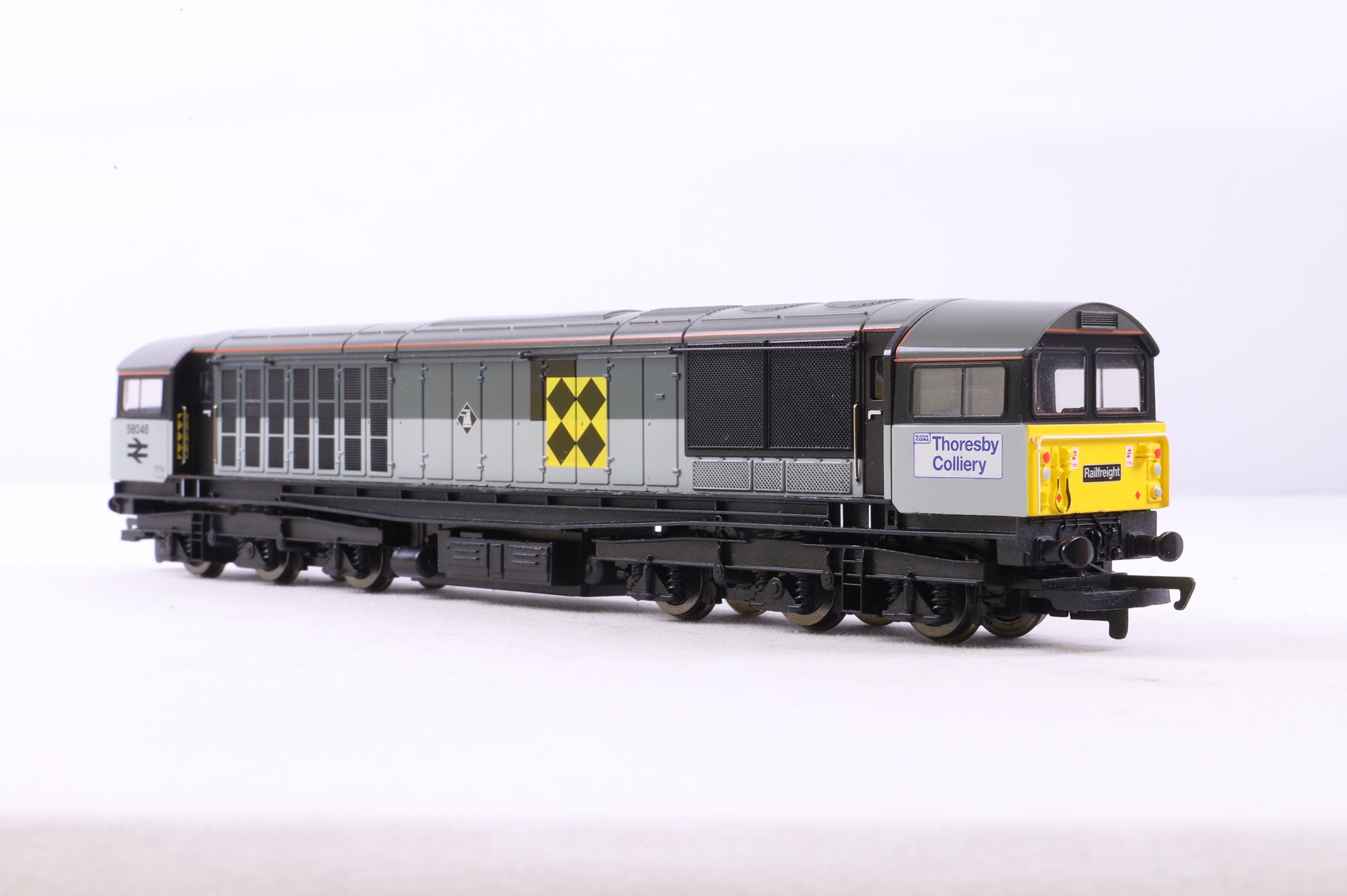 Hornby OO R2345 BR Co-Co Class 58 '58046', DCC Fitted