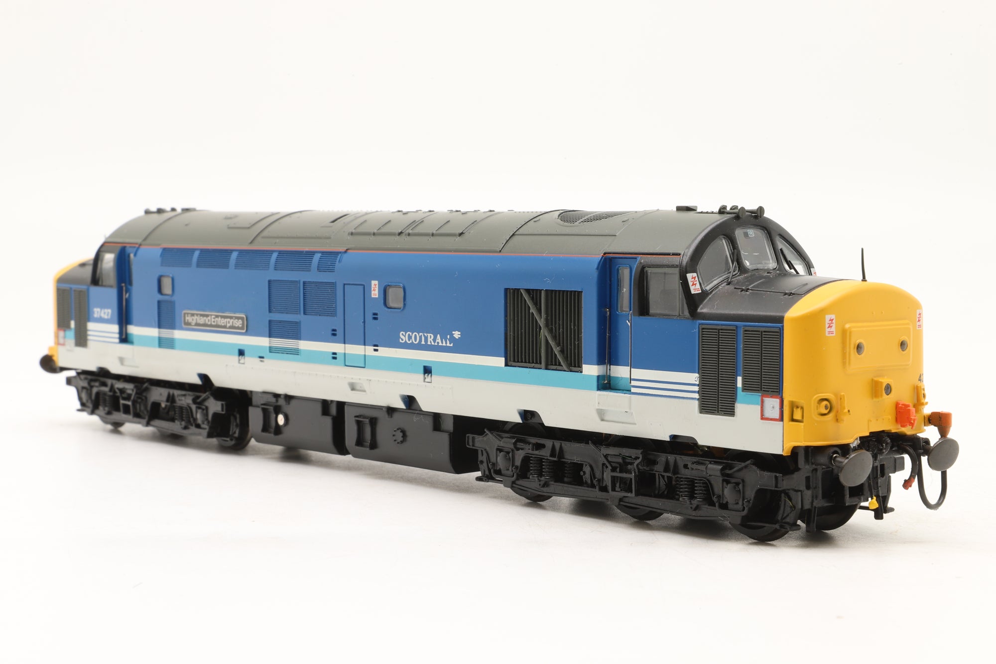 WORKSHOP Bachmann OO 32-381V Class 37/4 37427 'Highland Enterprise' in BR Regional/Scotrail Livery