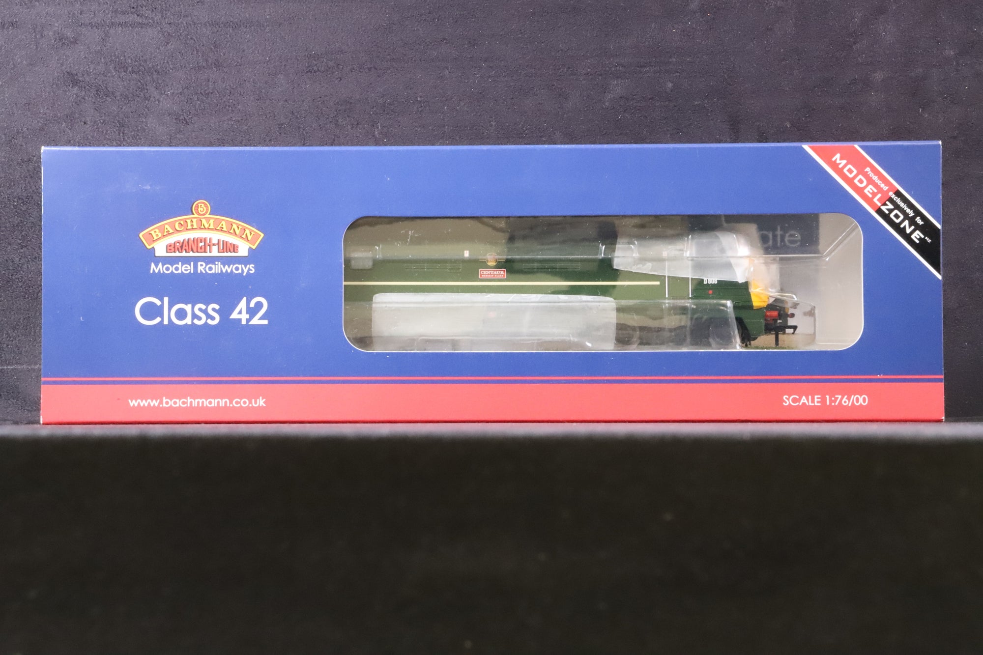 Bachmann OO 32-050Z Class 42 Diesel 'D808' 'Centaur' BR Green Excl. Modelzone