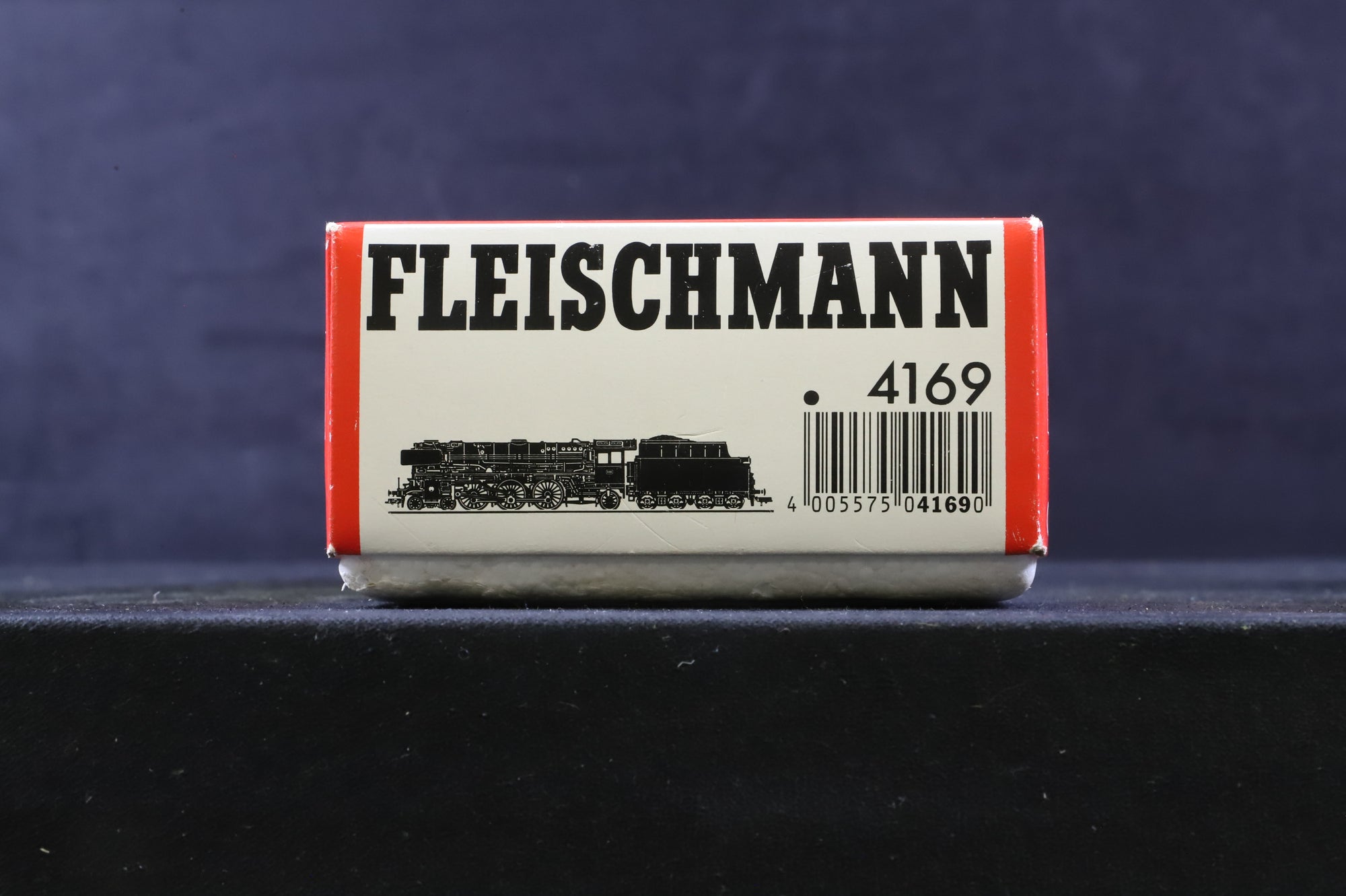 Fleischmann HO 4169 BR 01 01164 in DB Black/Red