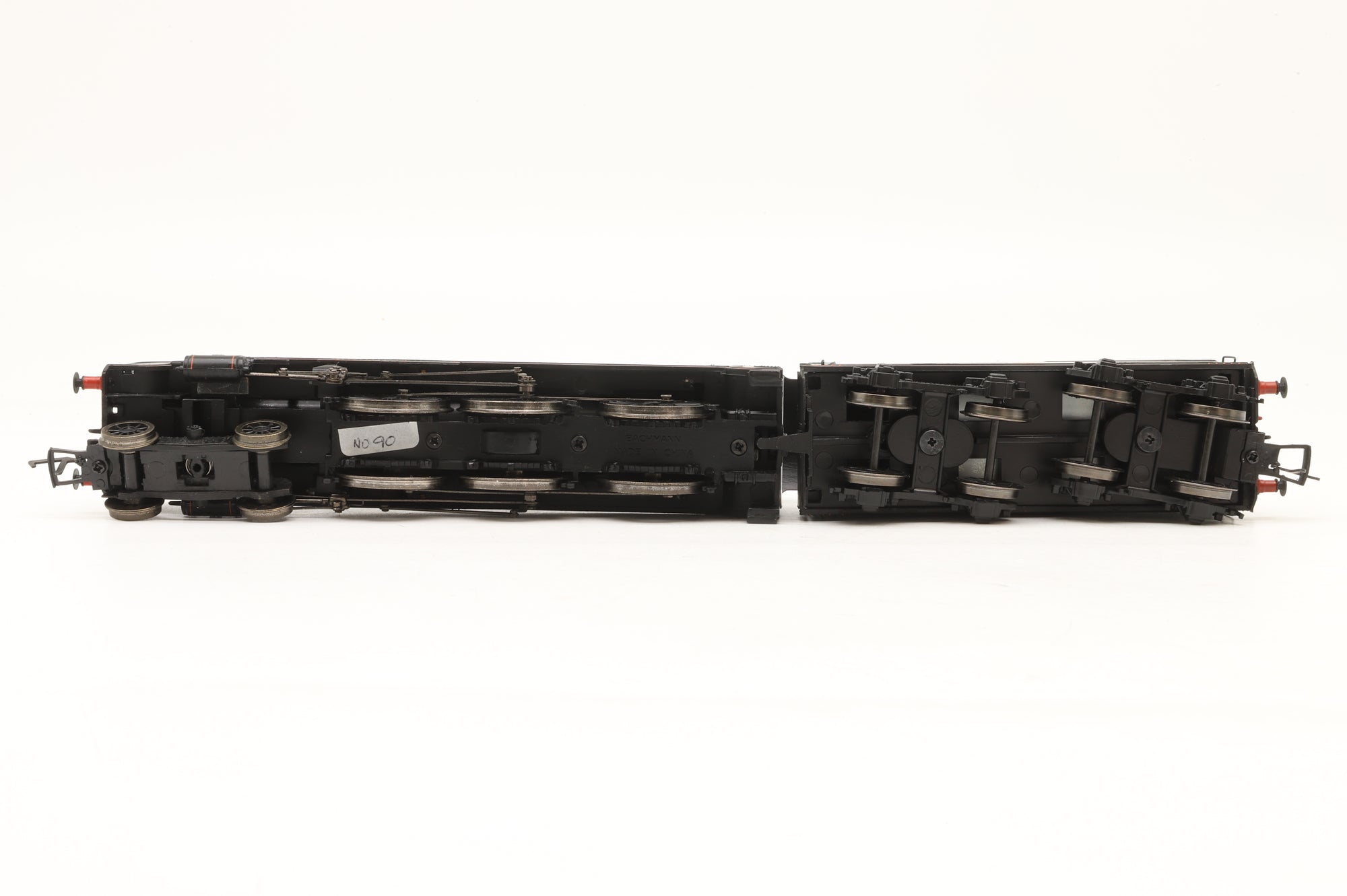 Bachmann OO 31-409 Lord Nelson '30865' 'Sir John Hawkins' BR Green Early Emblem