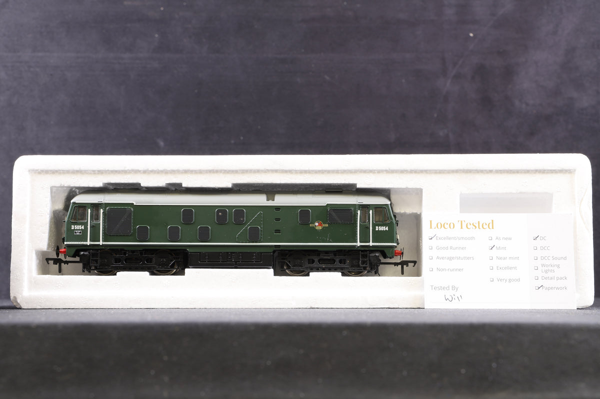 Bachmann OO 32-426 Class 24 BR Green &#39;D5054&#39;