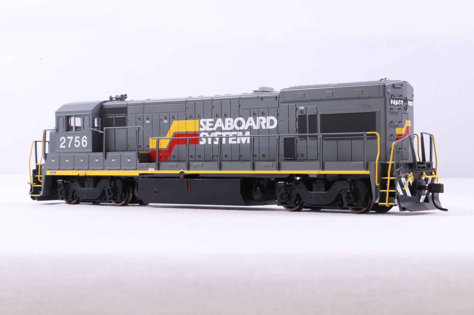 Atlas HO 8284 GE U23B Seaboard System SBD '2756' DCC Fitted