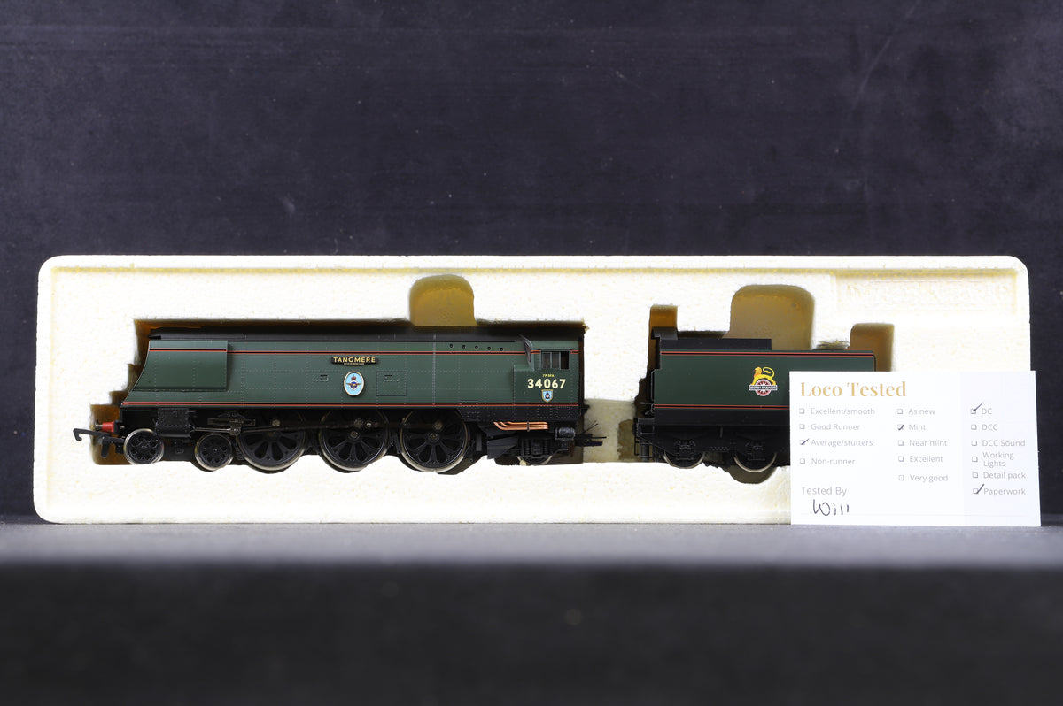 Hornby OO R2221 4-6-2 Battle of Britain &#39;Tangmere&#39; &#39;34067&#39; BR Lined Green E/C