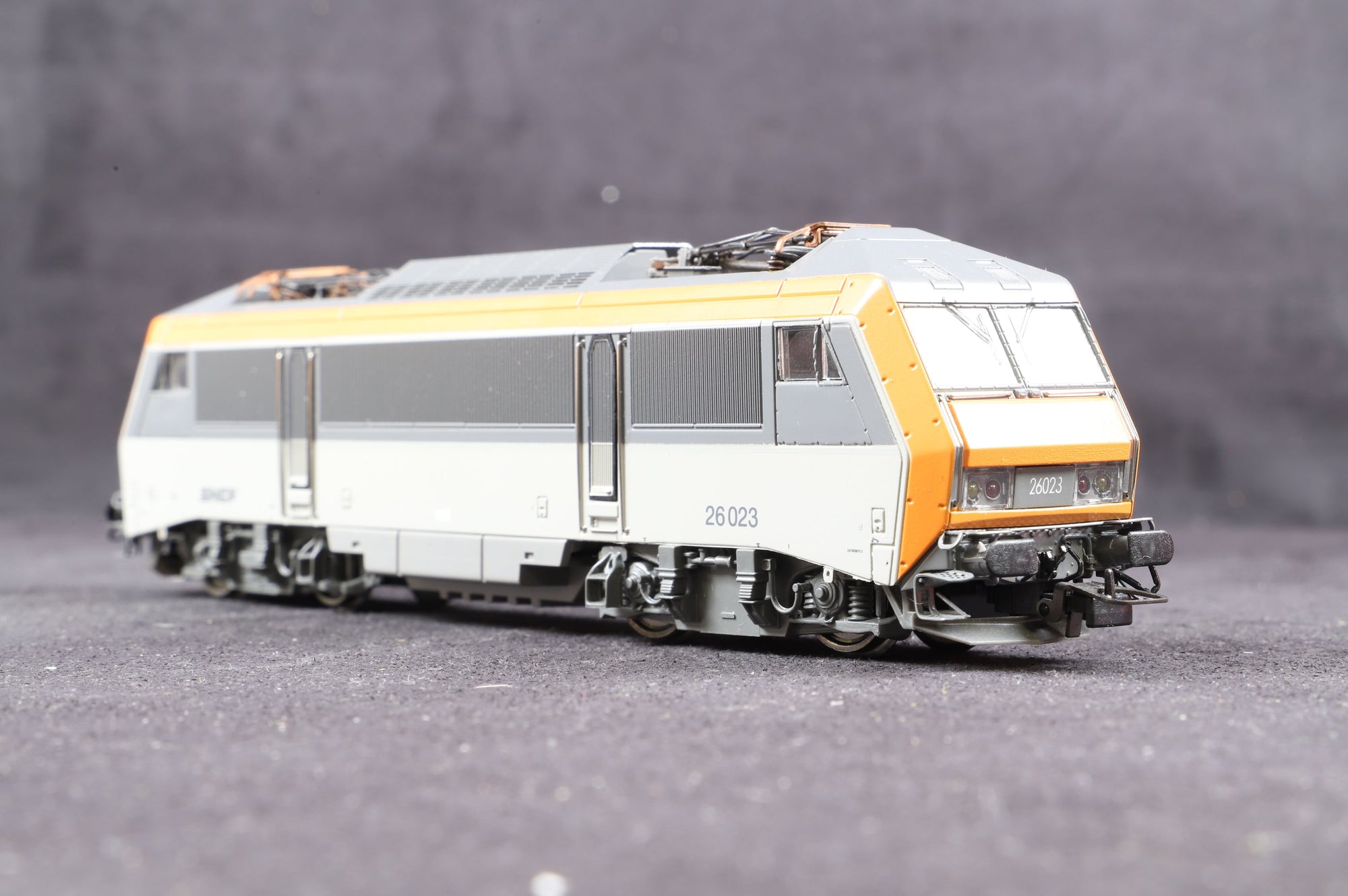 Jouef - BB 26144 Sybic Carmillon Grand Est SNCF ép. VI réf. HJ2445 Neuf HO 1/87 Jouef - BB 26144 Sybic Carmillon Grand Est SNCF ép. VI réf. HJ2445 Neuf HO 1/87