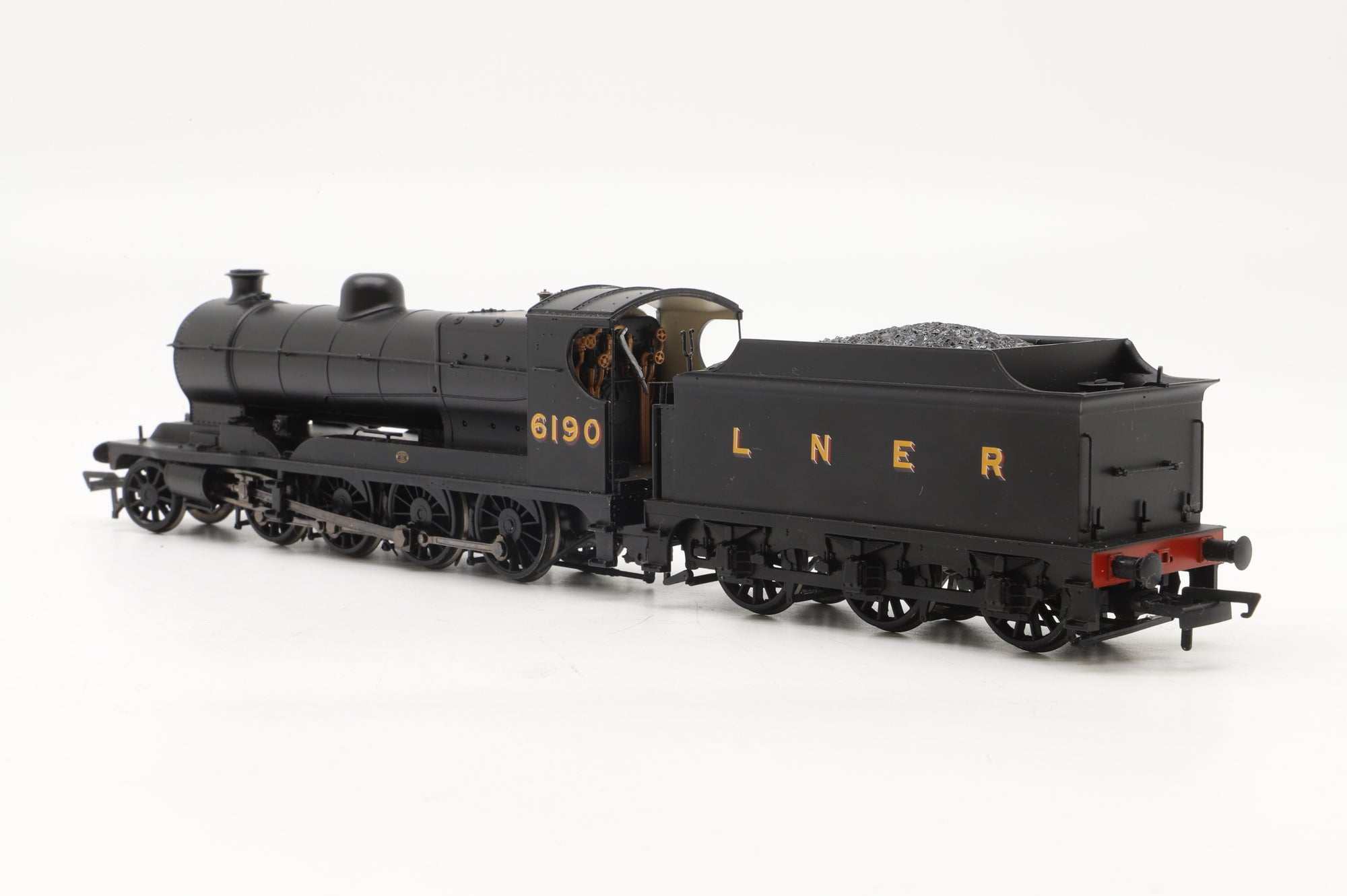 Bachmann OO 31-003 Robinson 04 6190 LNER Black