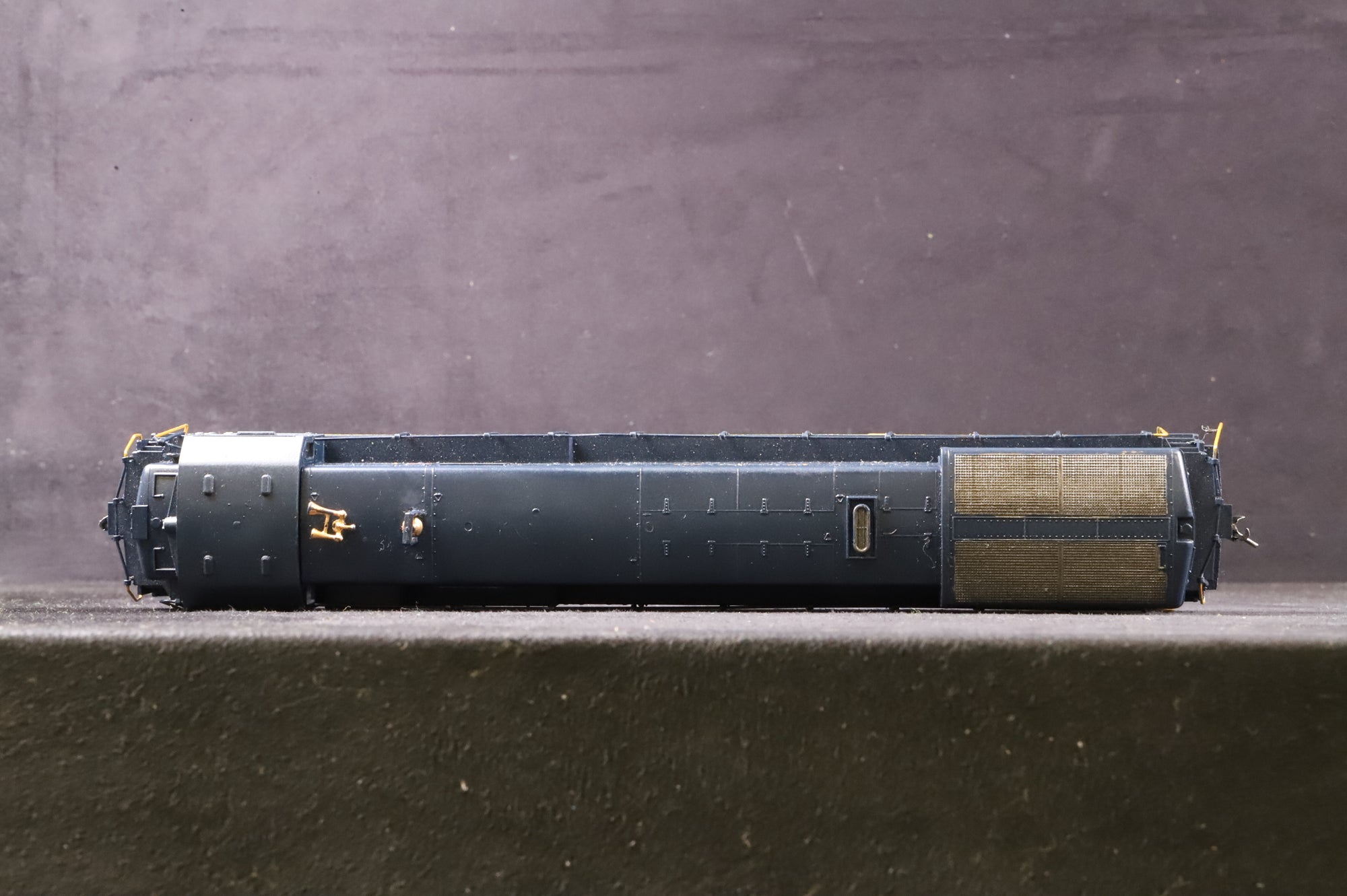 HO GE C30 Diesel Locomotive '3312' C&O Renumbered DCC Fitted