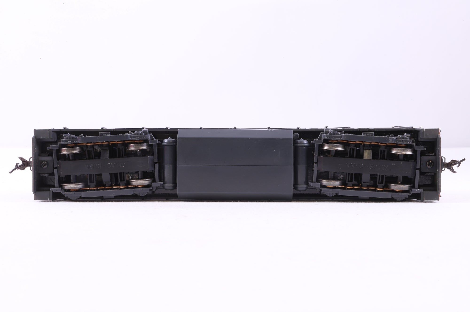 Atlas HO 8648 GE U23B Guilford/Maine Central '288'