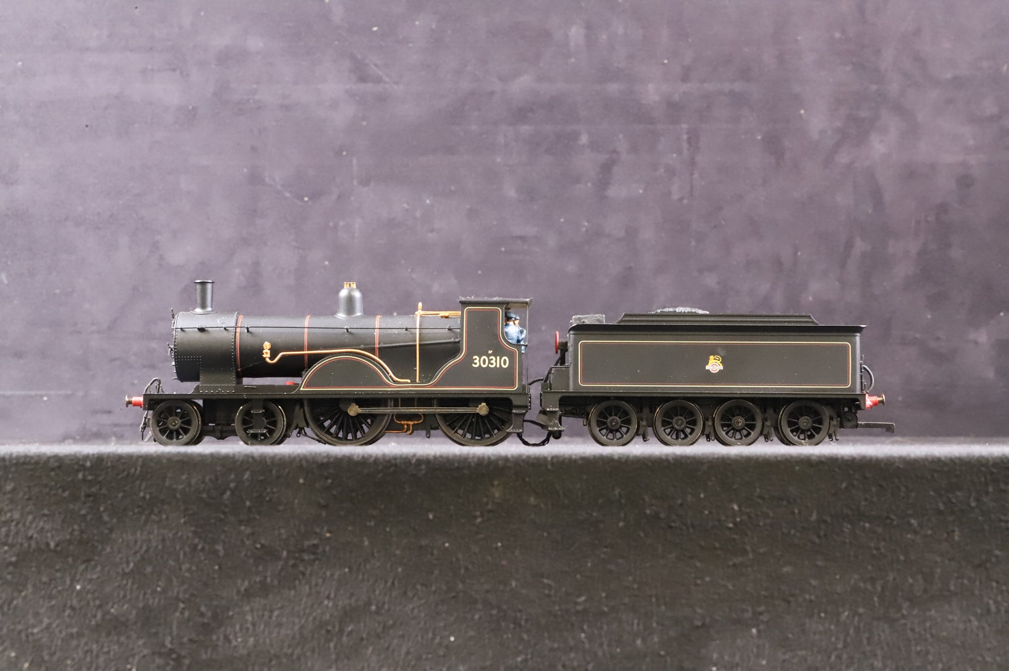 Hornby OO R2713 Class T9 '30310' BR Lined Black E/c, DCC Fitted