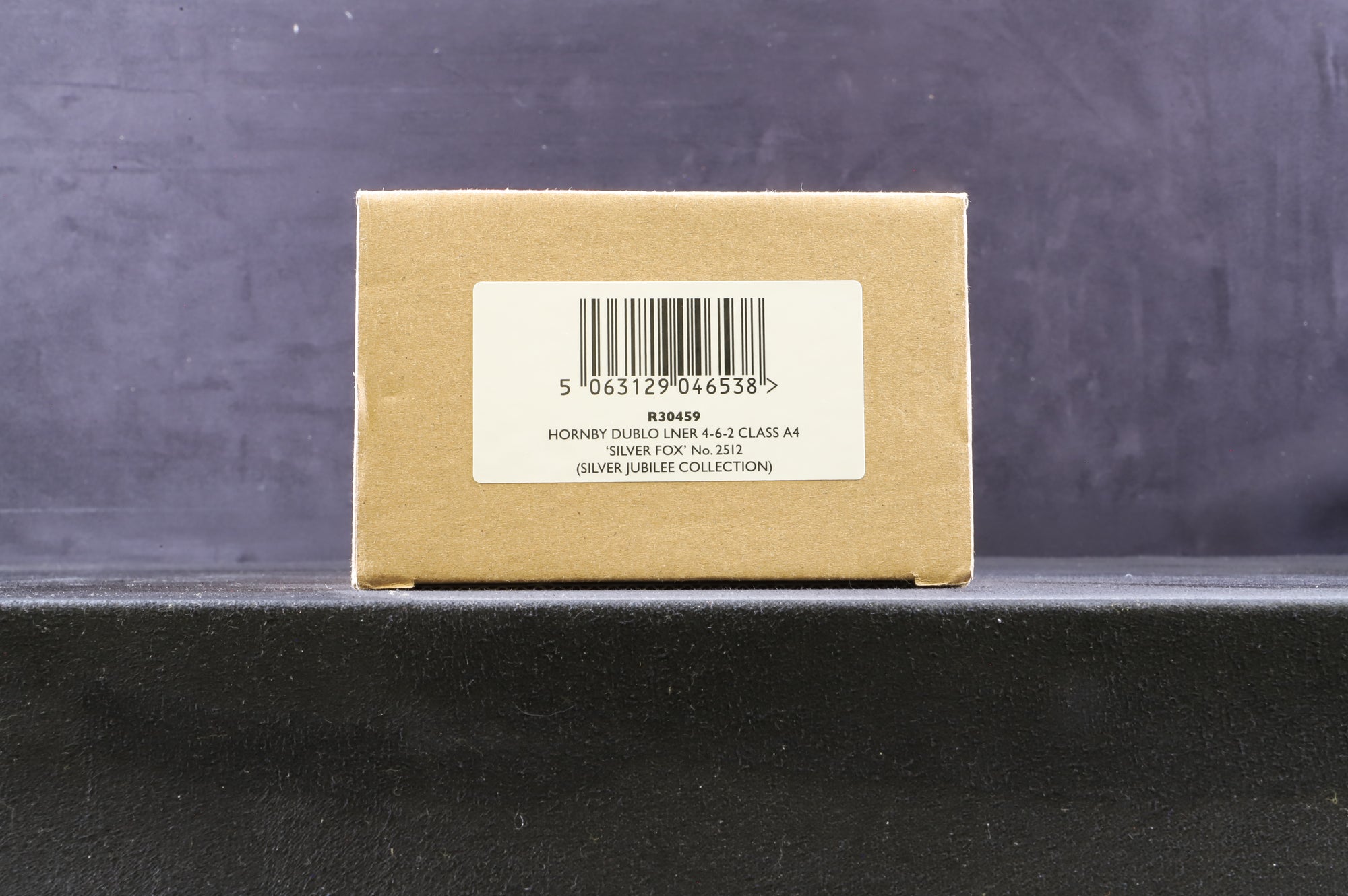 Hornby Dublo OO R30459 Class A4 '2512' 'Silver Fox' LNER Grey