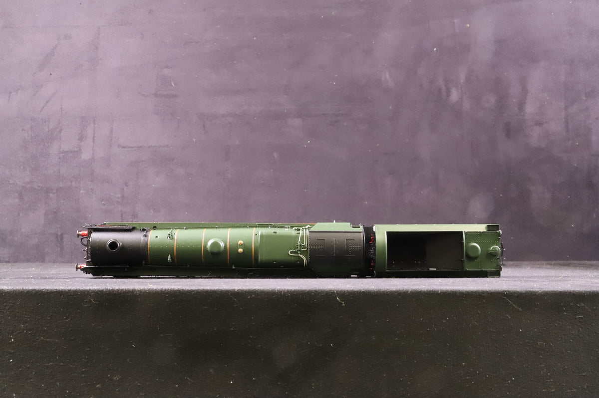 Hornby OO R3996 Clan Class 72009 &#39;Clan Stewart&#39; in BR Lined Green w/ Late Crests - TTS Sound