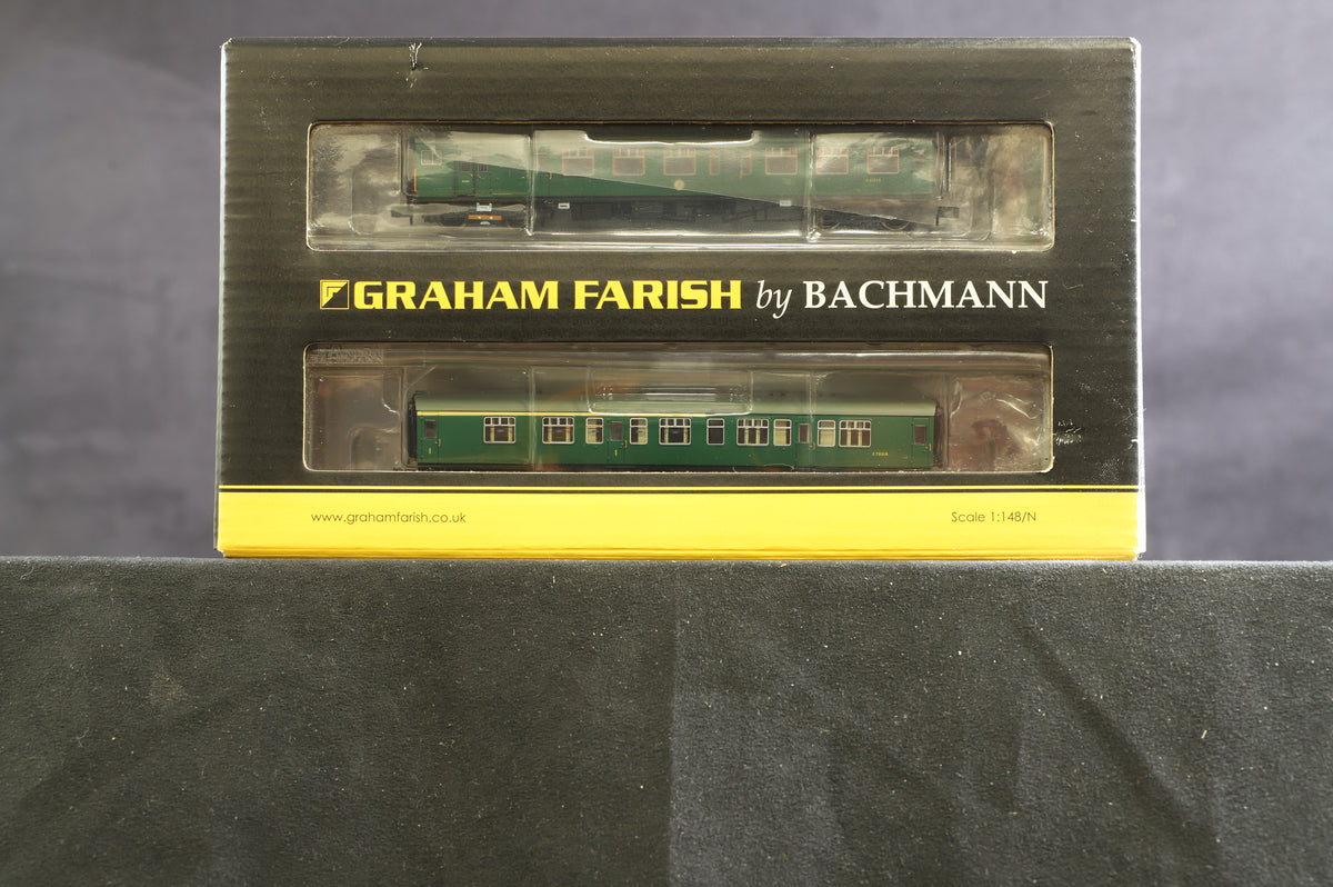 Graham Farish N 372-676 4CEP 4 Car EMU &#39;7126&#39; SR Multiple Unit green W/Warning Panels
