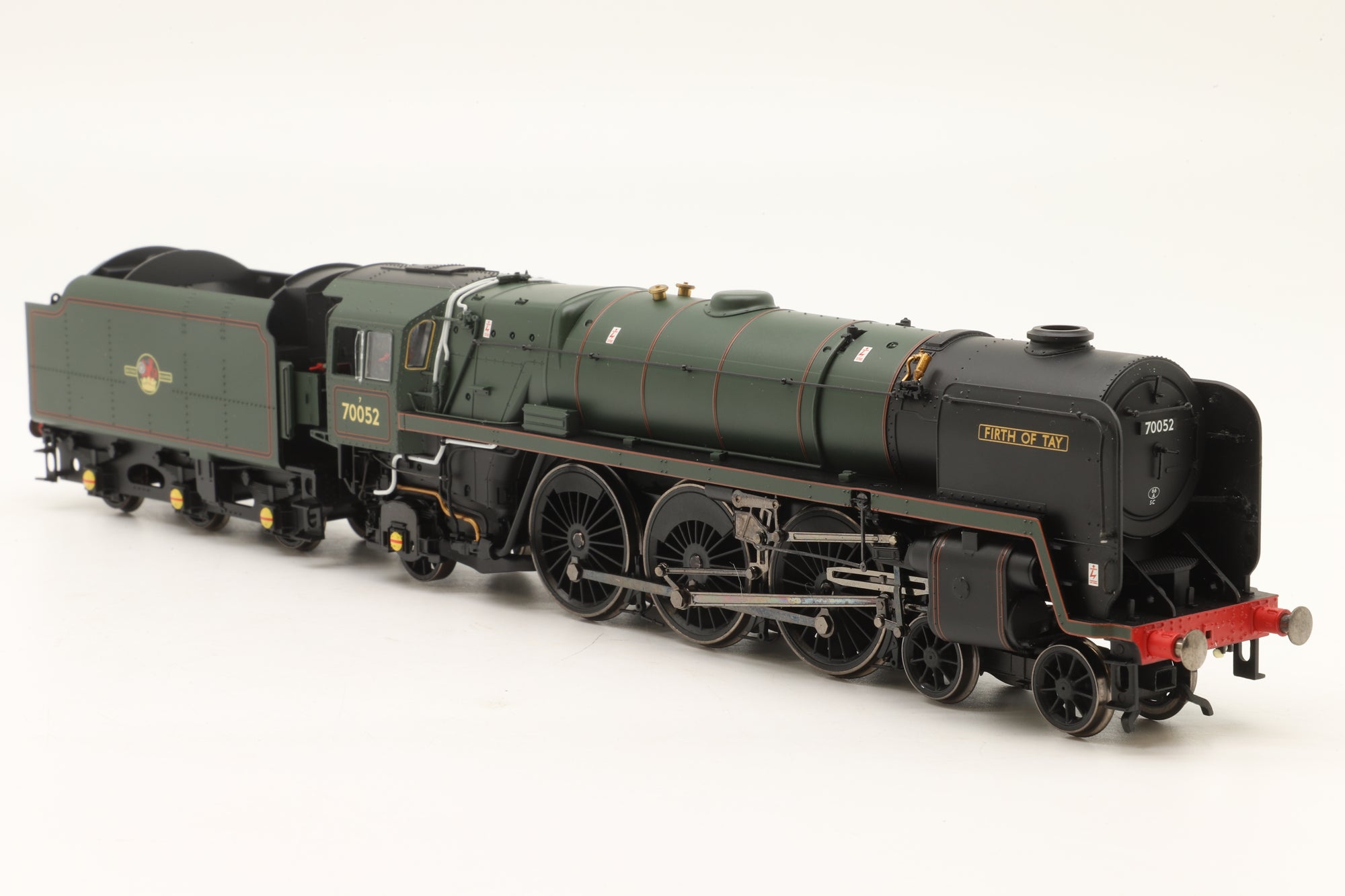 WORKSHOP Hornby OO R2564 Britannia Class '70052' 'Firth Of Tay' BR Lined Green L/C