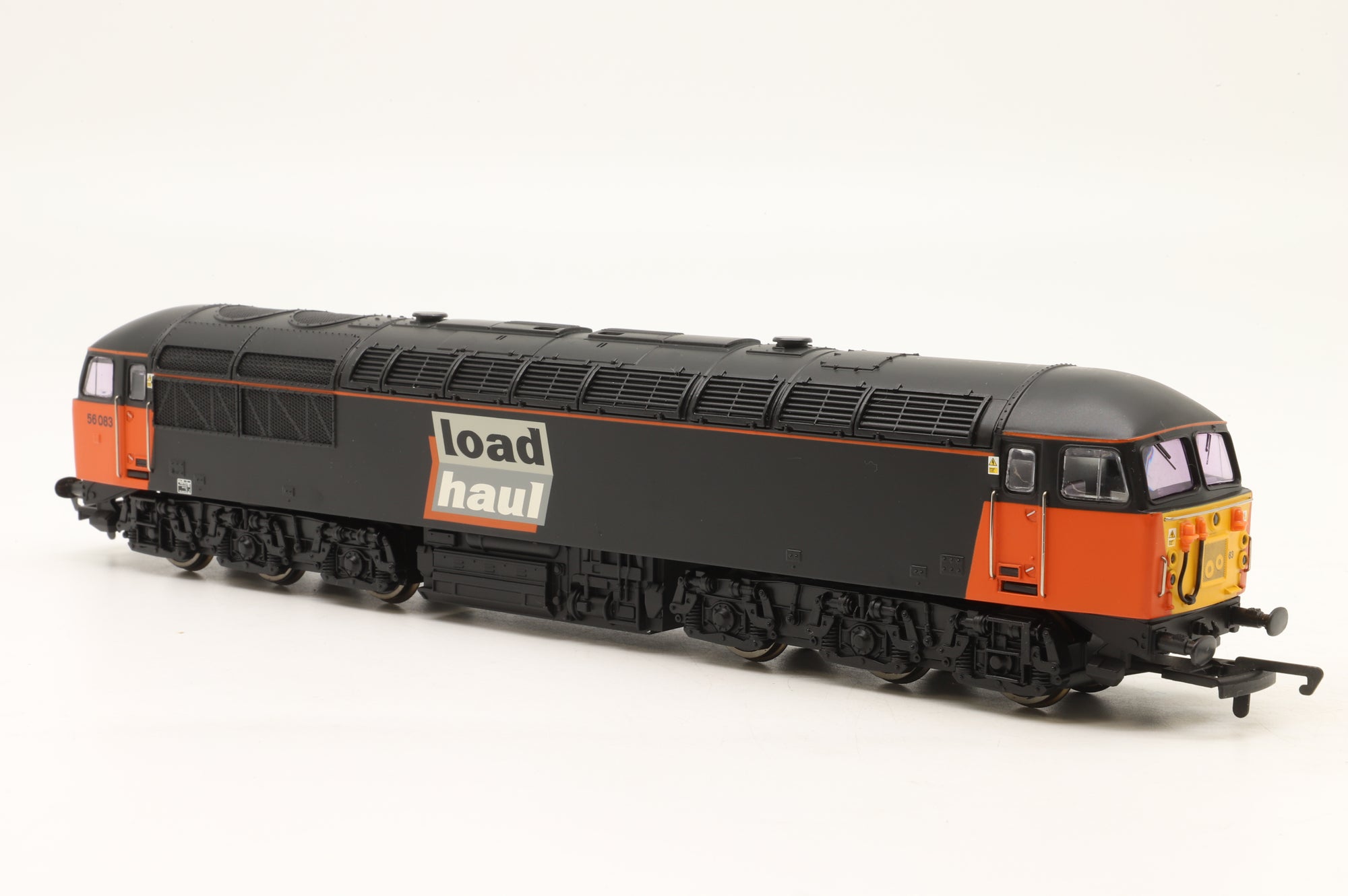 Hornby OO R2416A Class 56 '56083' Loadhaul
