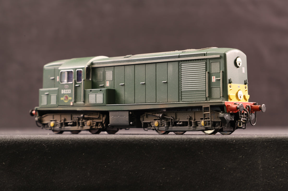 Heljan OO 1503 Class 15 &#39;D8223&#39; BR Green SYE, Weathered