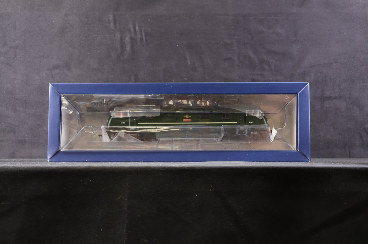 Bachmann OO 32-069 Class 43 Warship &#39;D841&#39; &#39;Roebuck&#39; BR Green