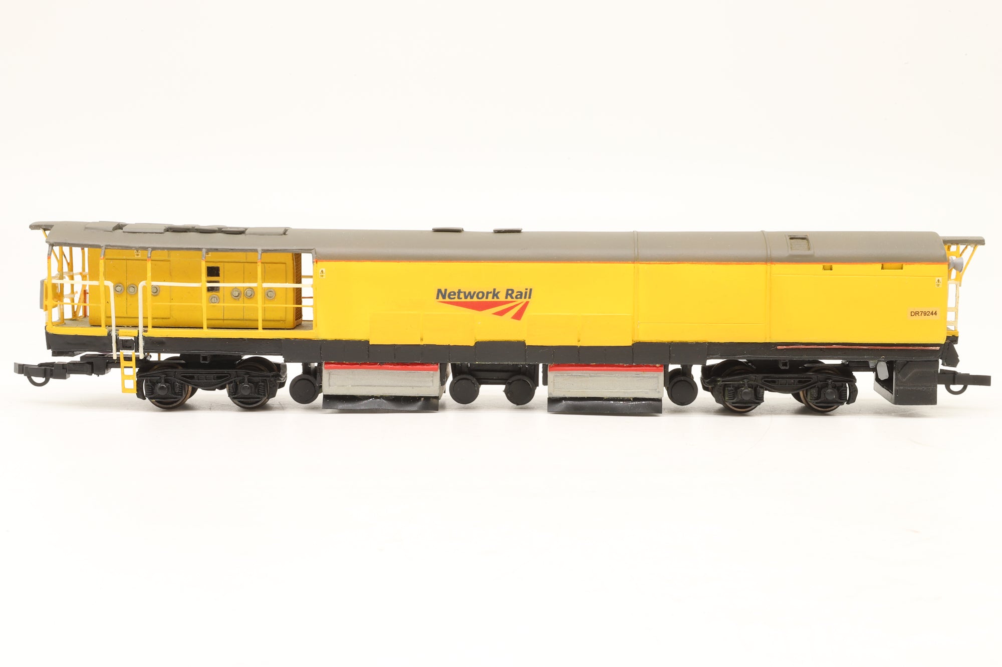Custom/Scratch Built OO Network Rail C44 7-Unit Rail Grinder