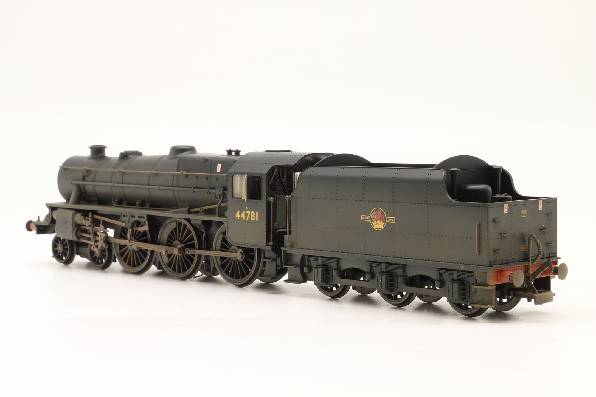 Hornby OO R2258 Class 5MT '44781' BR Black L/C Weathered