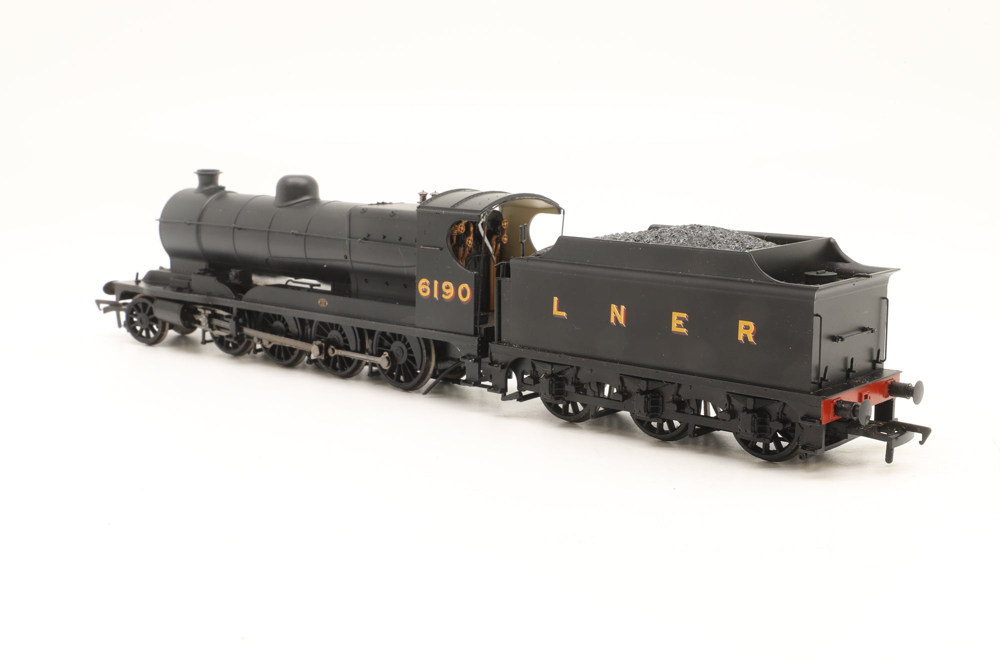 Bachmann OO 31-003 Robinson O4 '6190' LNER Black