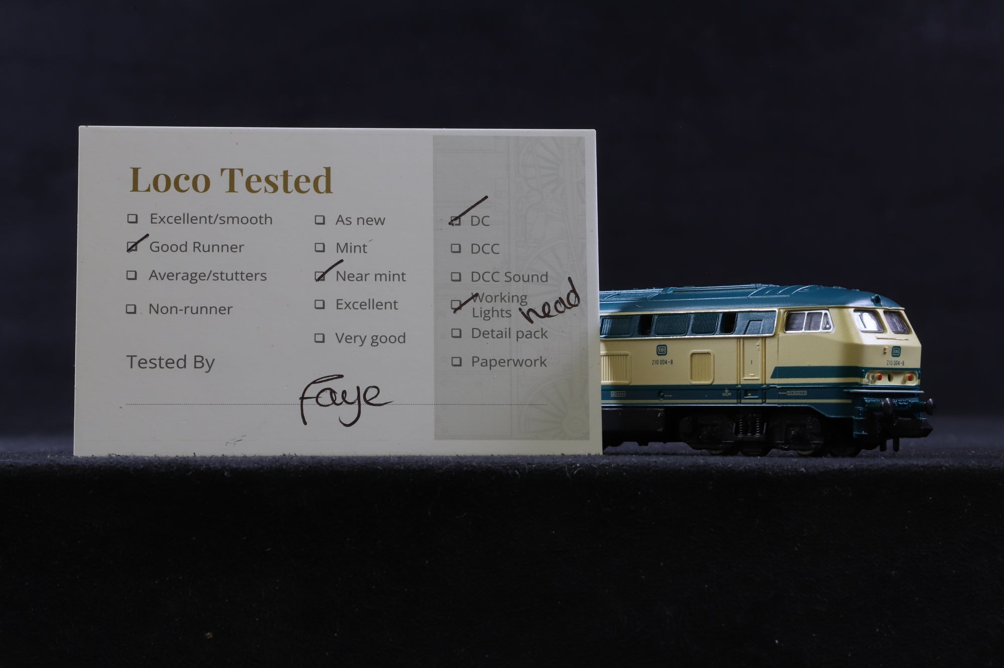 Fleischmann N 7233 DB Diesel Loco BR 210 004-8