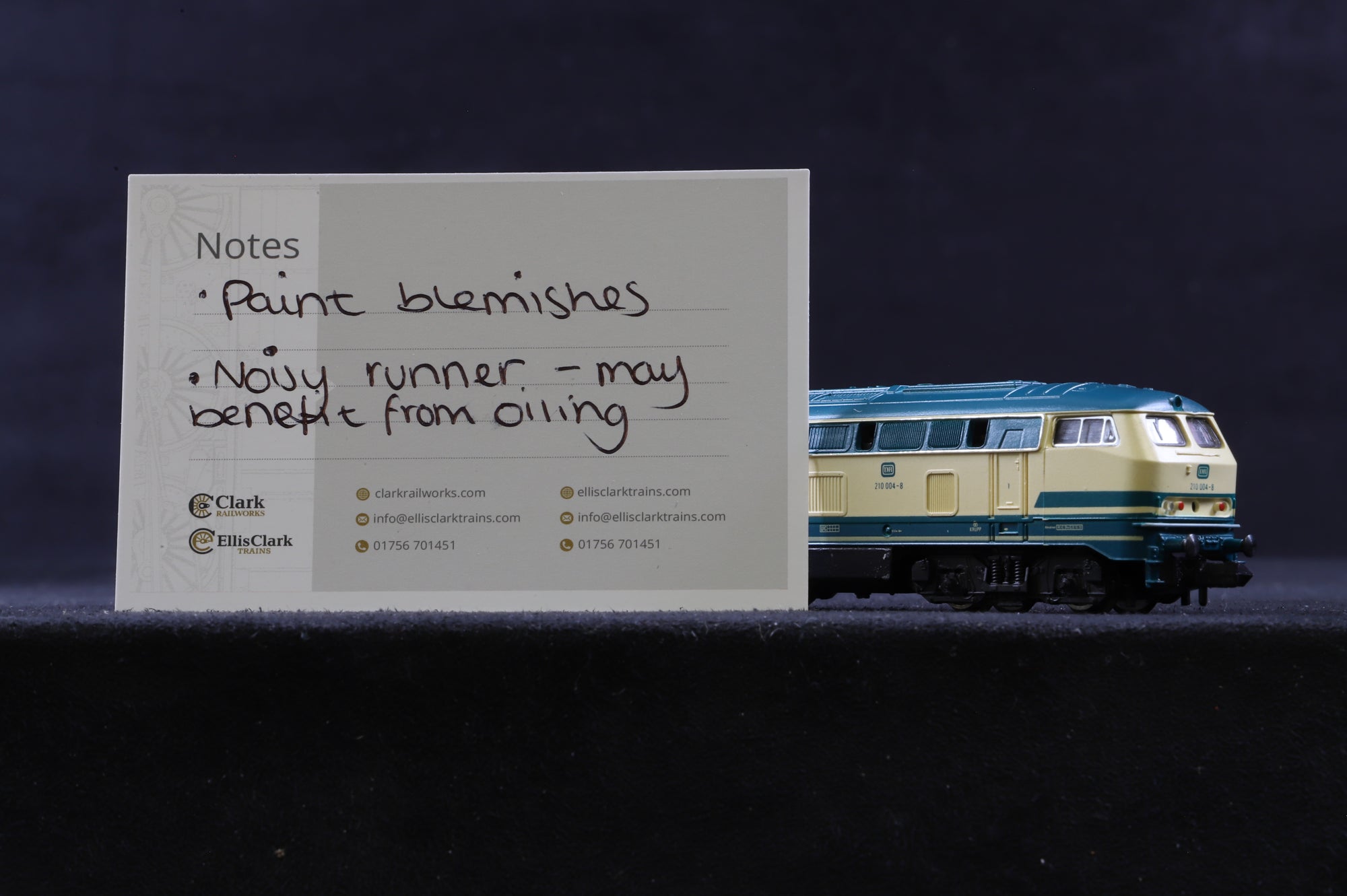 Fleischmann N 7233 DB Diesel Loco BR 210 004-8