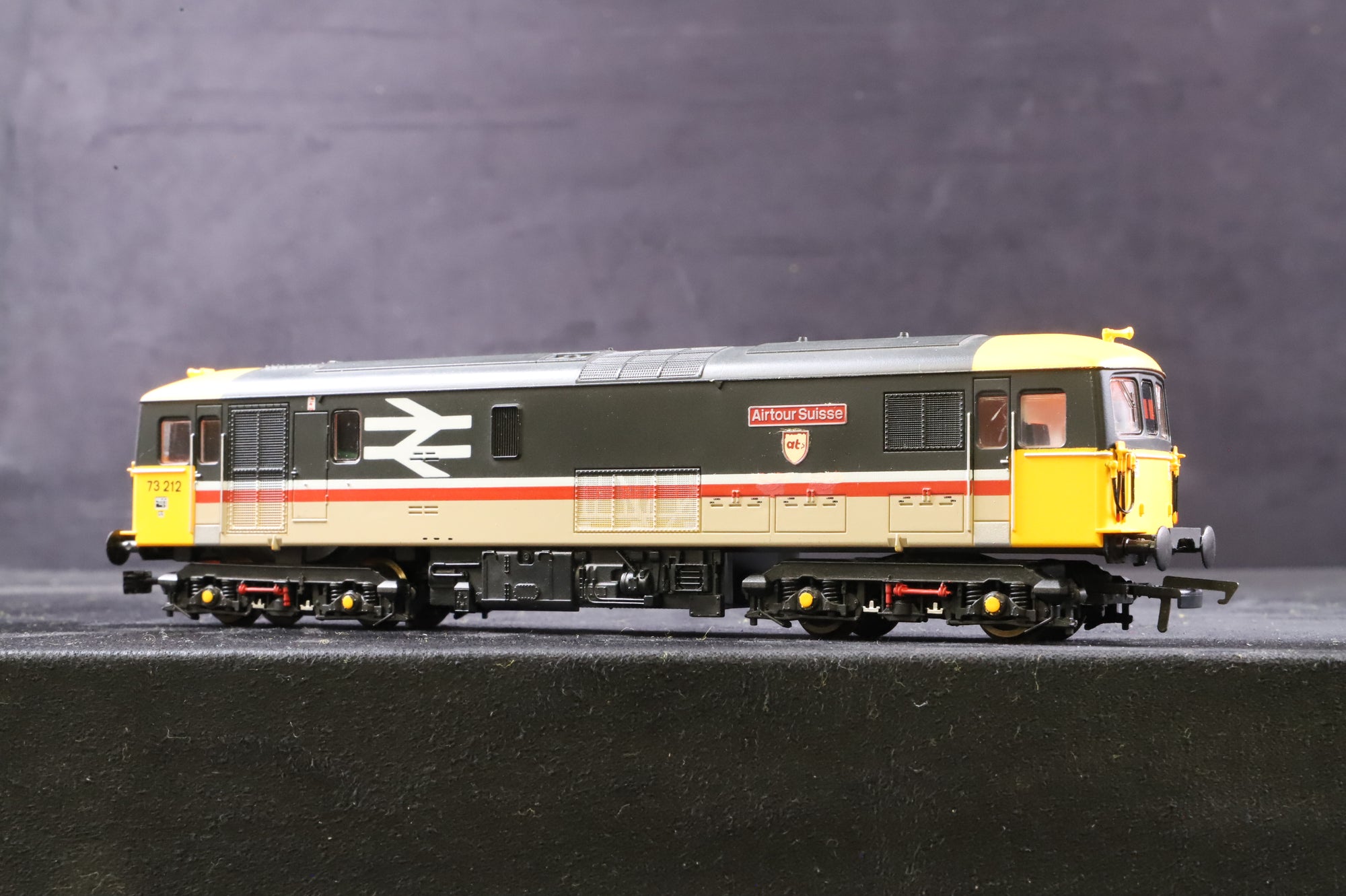WORKSHOP Lima/ Hornby OO Class 73 '73212' Intercity Livery NON RUNNER