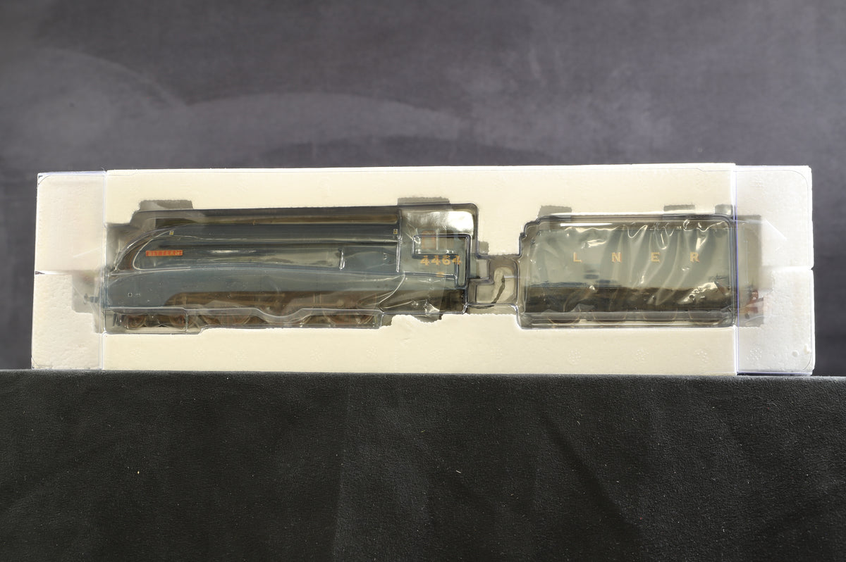 Hornby OO R3254 Class A4 4-6-2 LNER 4464 &#39;Bittern&#39; The Great Goodbye Limited Edition