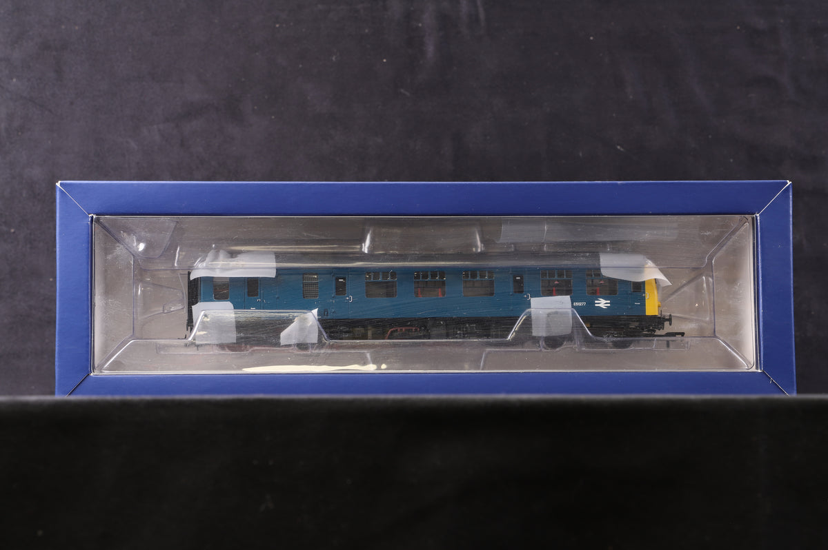 Bachmann OO 31-325DC Class 105 Two Car DMU BR Blue w/Yellow Ends, DCC Fitted