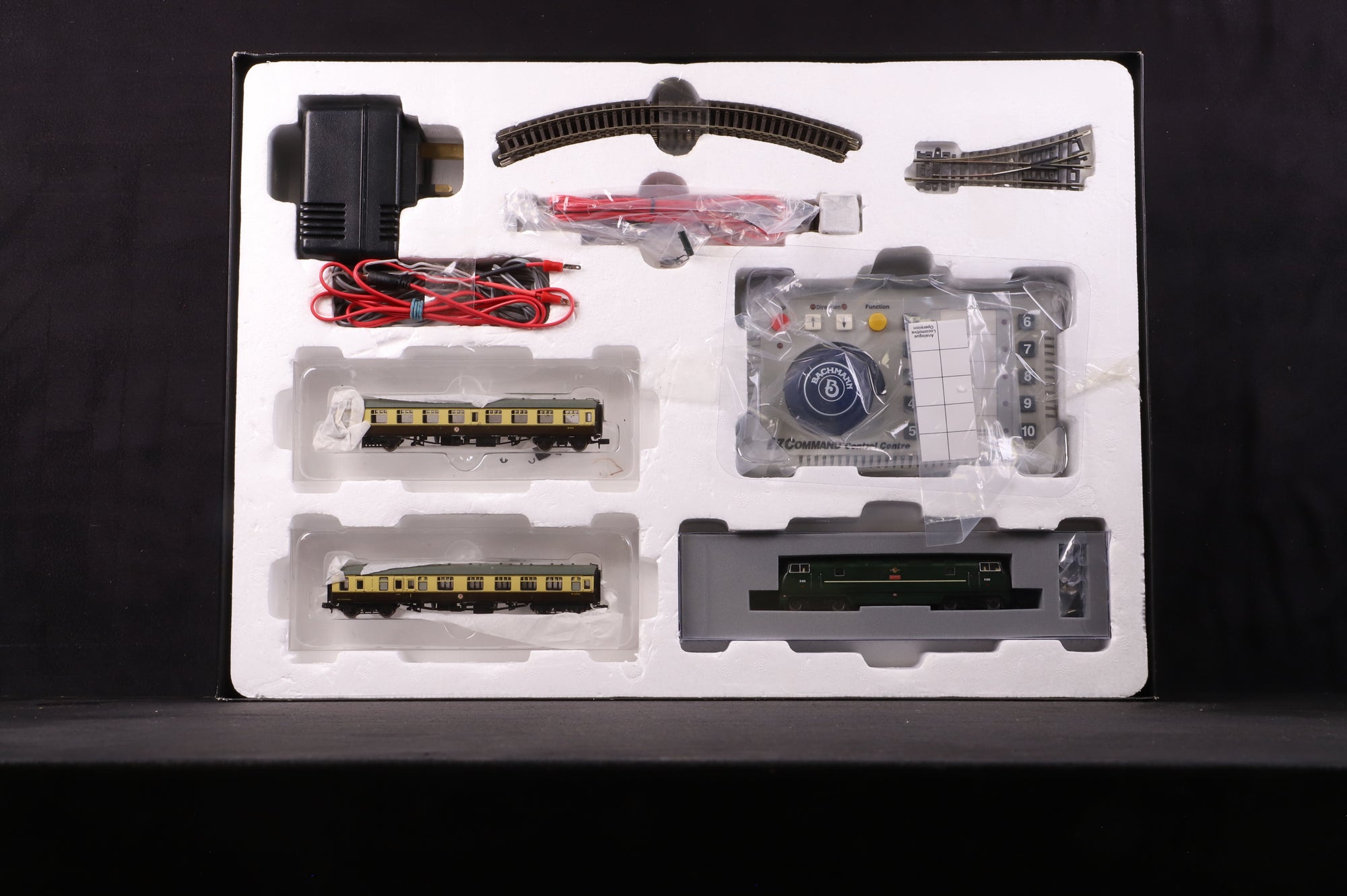 Graham Farish N 370-070 Cornish Riviera Express Train Set DCC Fitted