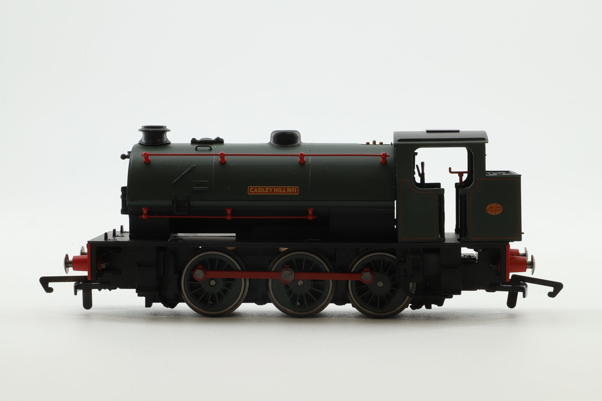 Hornby OO R2454 Class J94 'Cadley Hill No.1' in a Cadley Colliery Livery