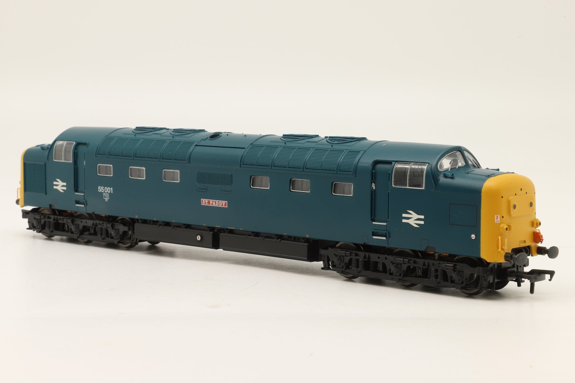 Bachmann OO 32-530DS Class 55 Deltic '55001' 'St Paddy' BR Blue DCC Sound