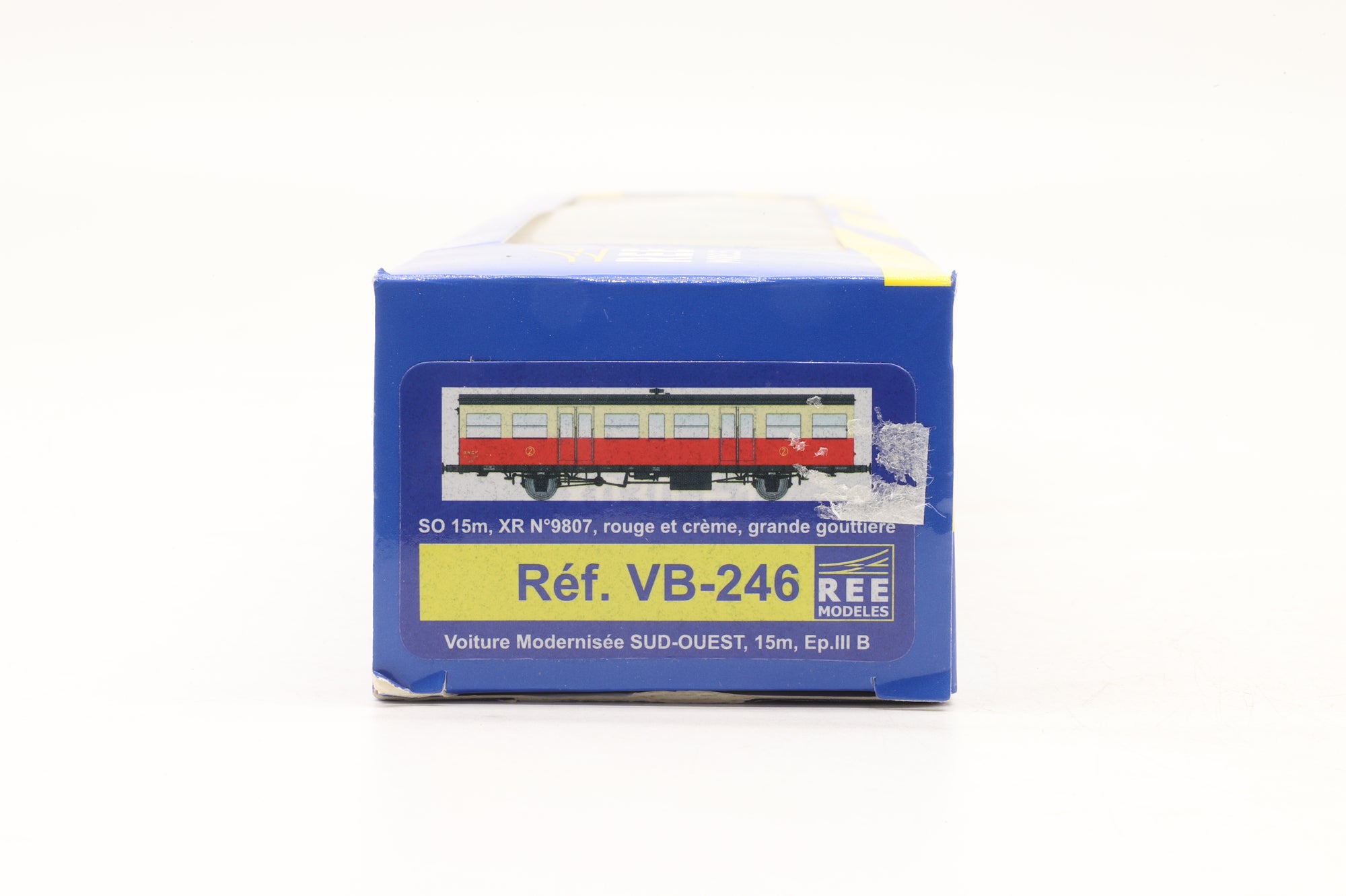 REE Models HO VB-246 SNCF 4-Wheel Coach XR 9807 Red/Cream