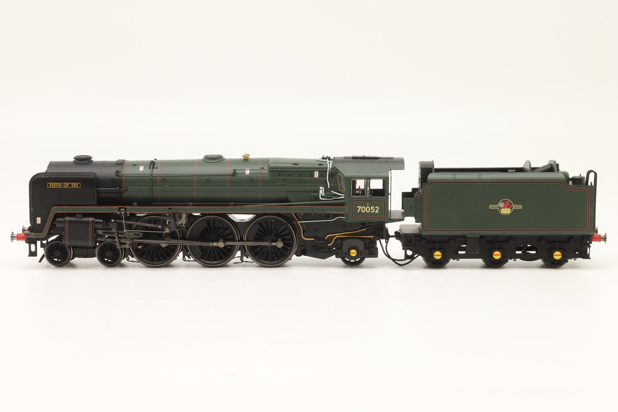 WORKSHOP Hornby OO R2564 Britannia Class '70052' 'Firth Of Tay' BR Lined Green L/C