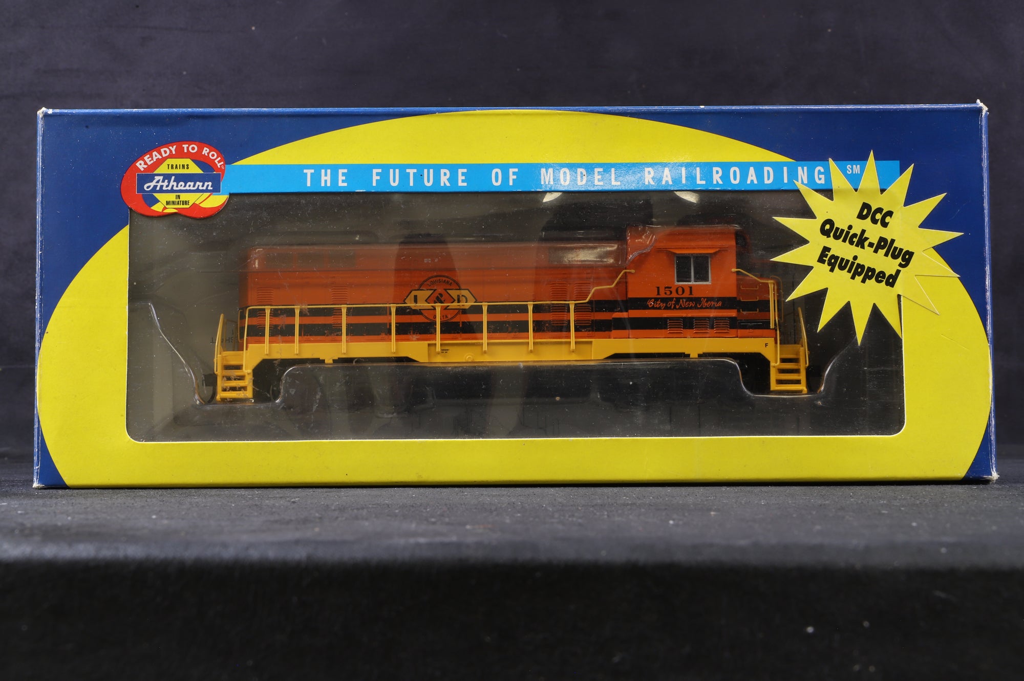 Athearn HO 91543 CF7 Angled Cab '1501' Louisiana & Delta