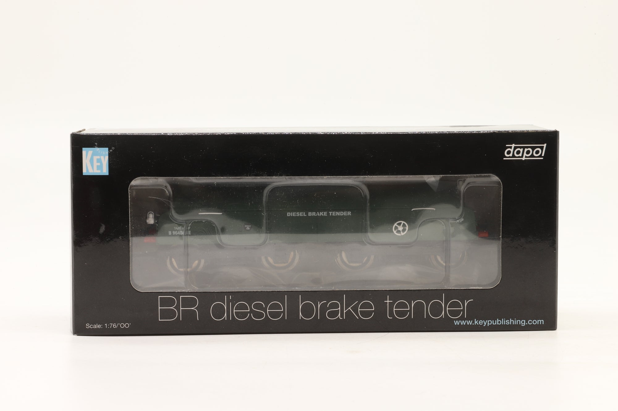 Dapol OO HM010 BR Diesel Brake Tender B964038 in BR Green