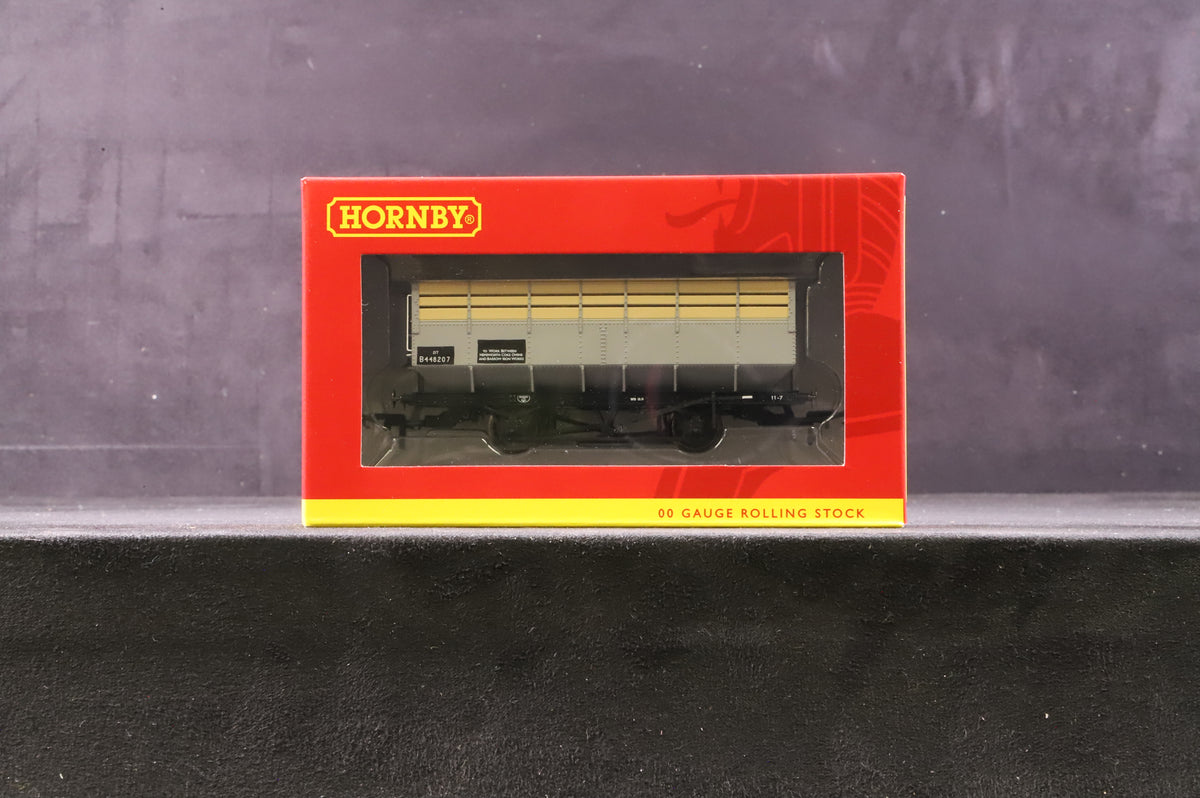 Hornby OO R6783 Pack of 3 Ex-LMS Coke Hoppers in BR Grey