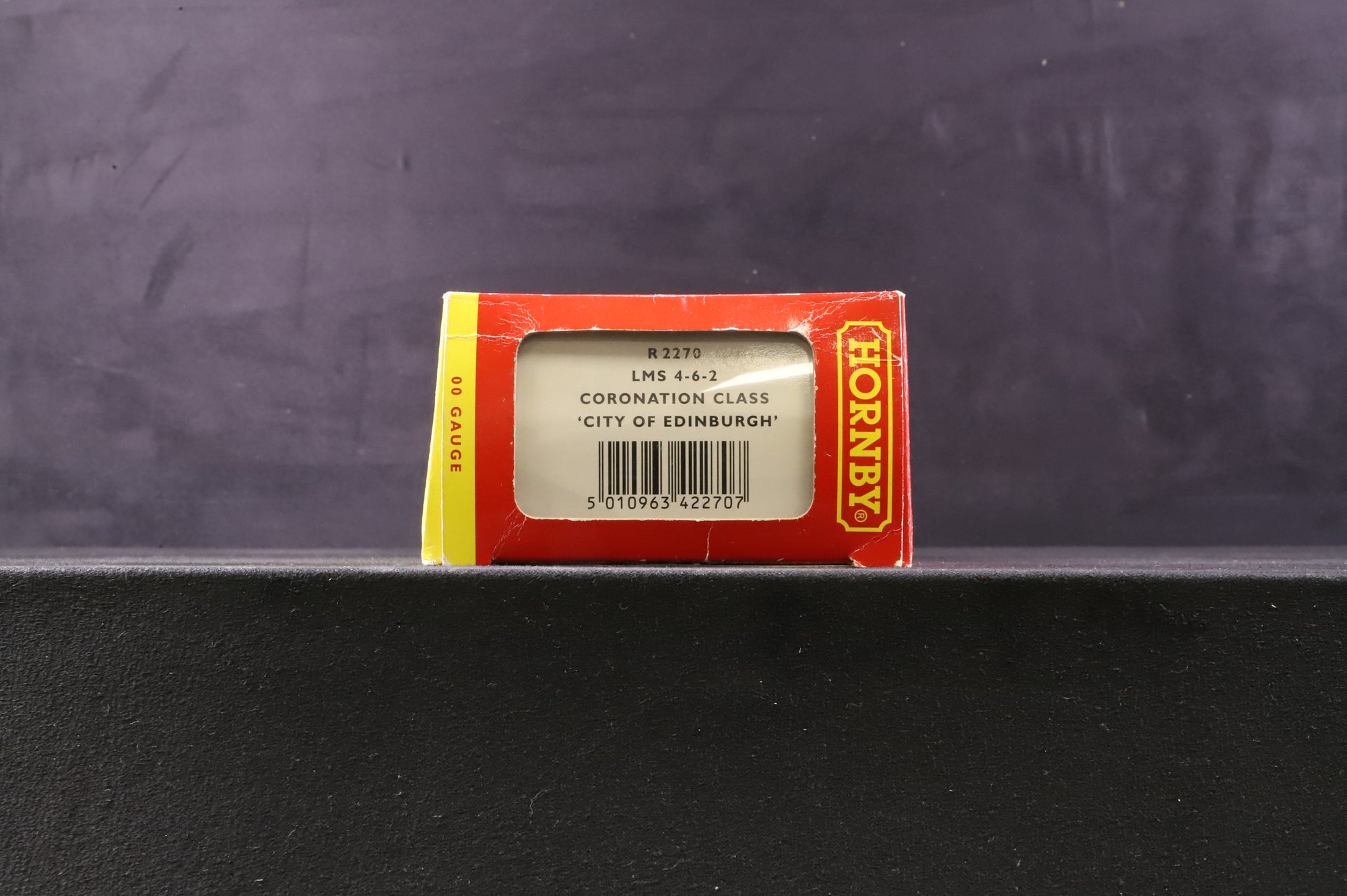 Hornby OO R2270 Coronation Class 6241 'City of Edinburgh' in LMS Black