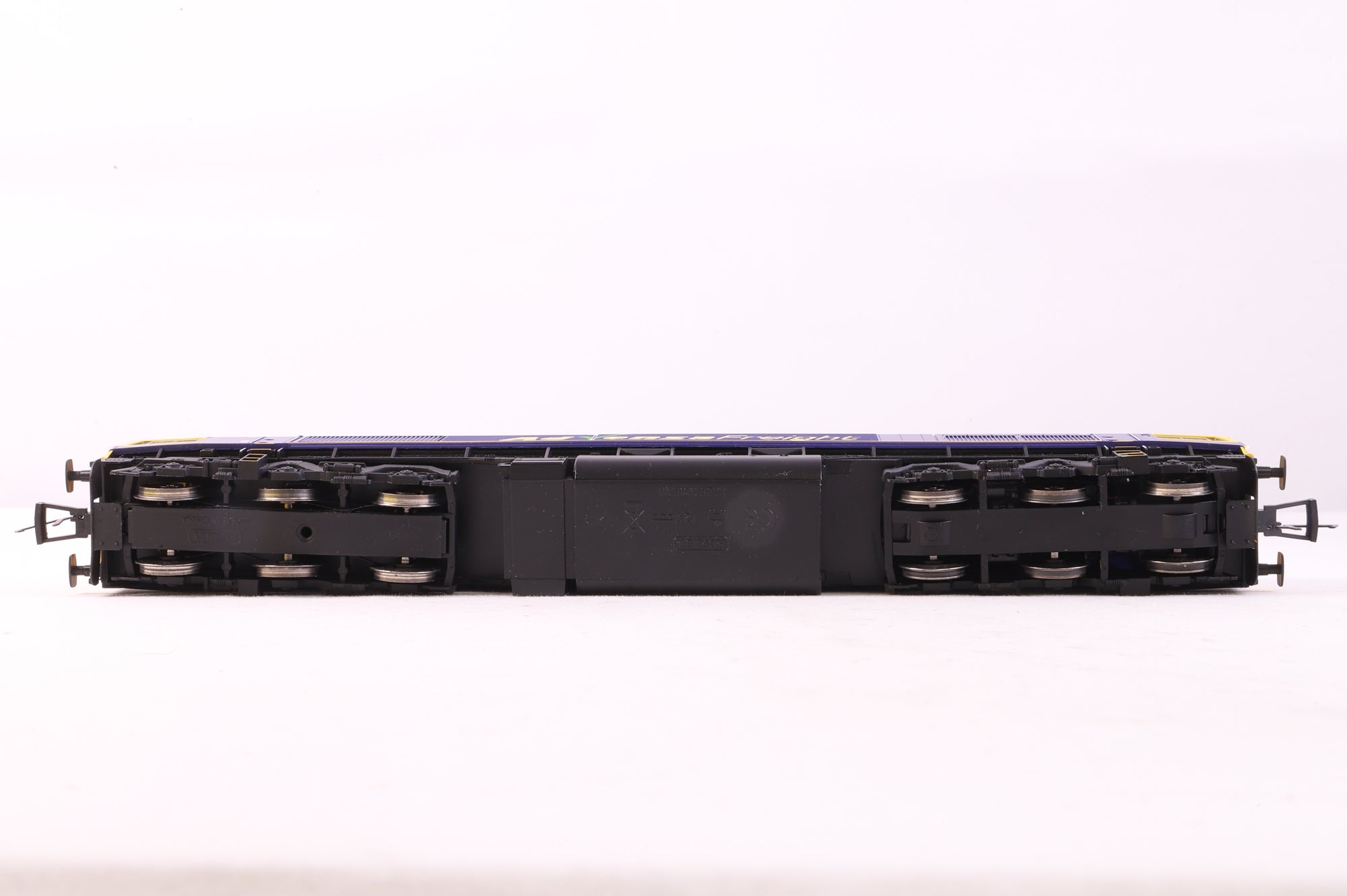 Hornby OO R2954 Class 66 '66842' Advenza DCC Fitted