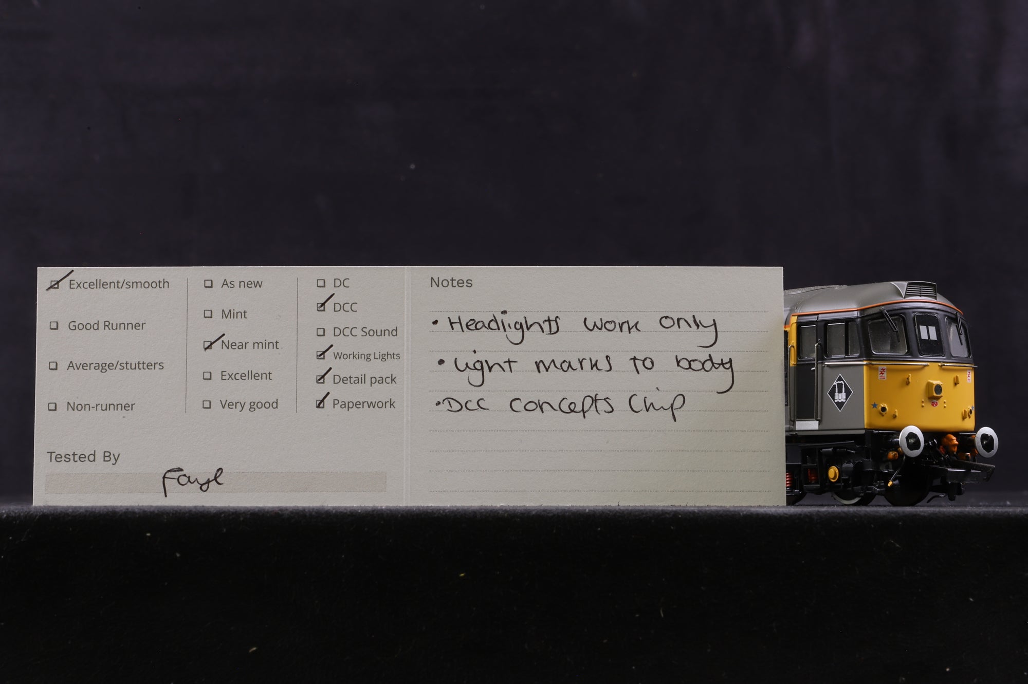 Heljan OO 3388 Class 33/2 '33208' BR Railtour Grey & Yellow DCC Fitted