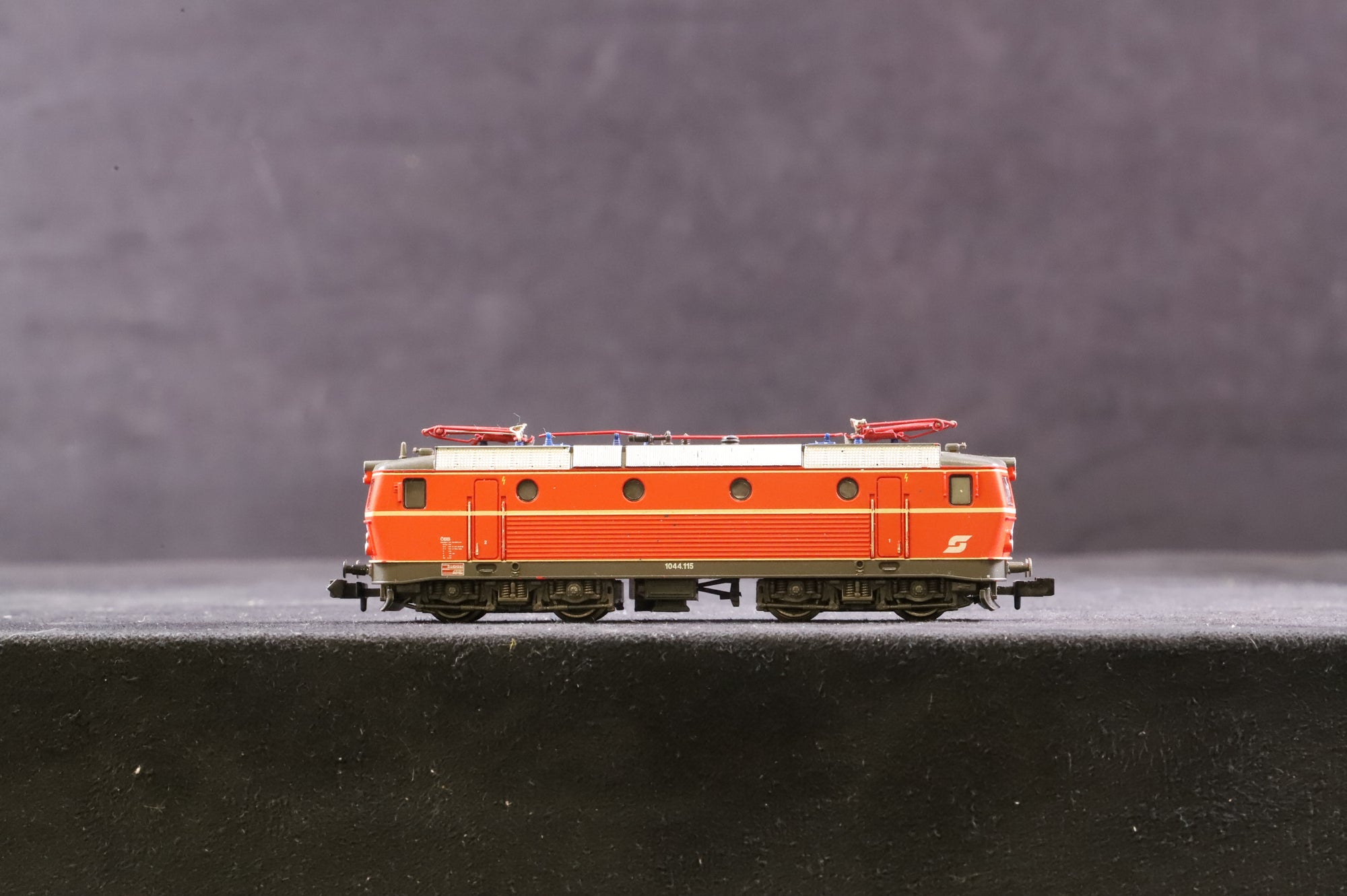 Fleischmann N 736610 Class BR 1043 Electric Locomotive DCC Fitted
