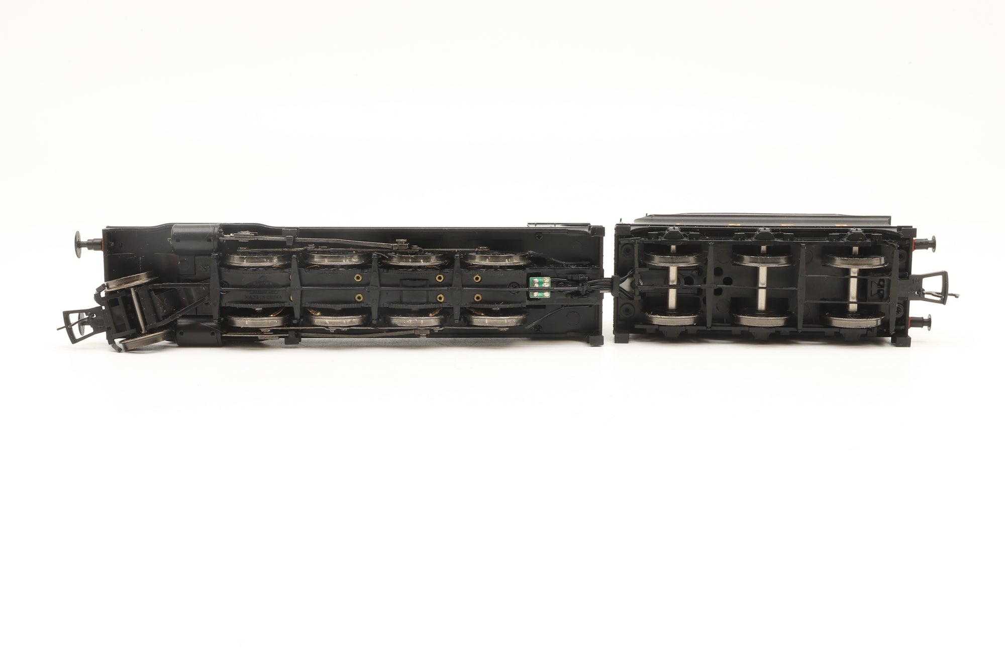 Bachmann OO 31-003 Robinson O4 '6190' LNER Black