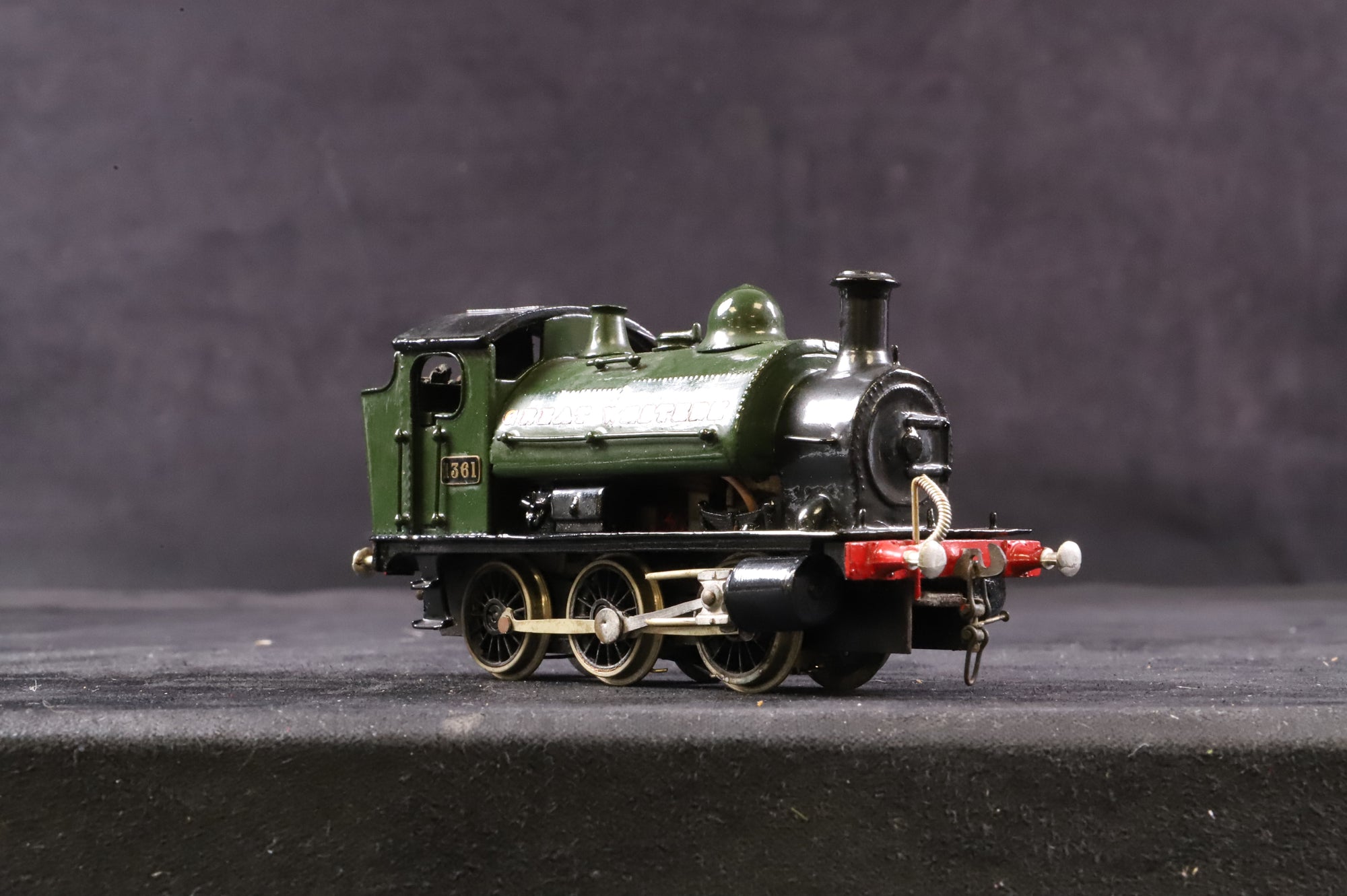 Kit Built OO GWR 13XX Doc Tank 0-6-0 '1361'