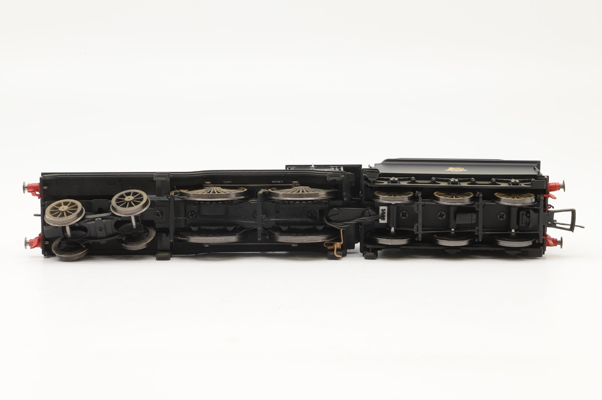 Hornby OO R3303 Class D16/3 62581 in BR Black w/ Early Crests - Weathered