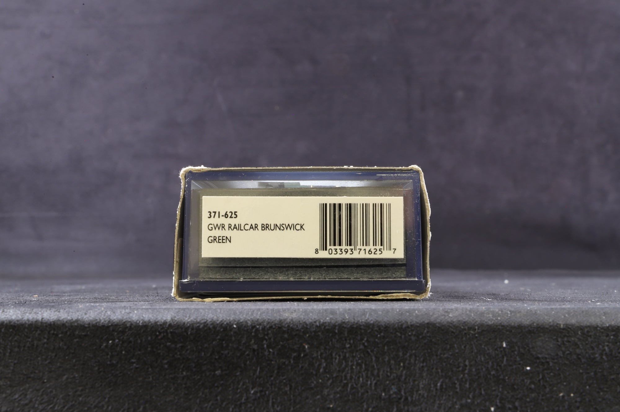 Graham Farish N 371-625 GWR Railcar Brunswick Green