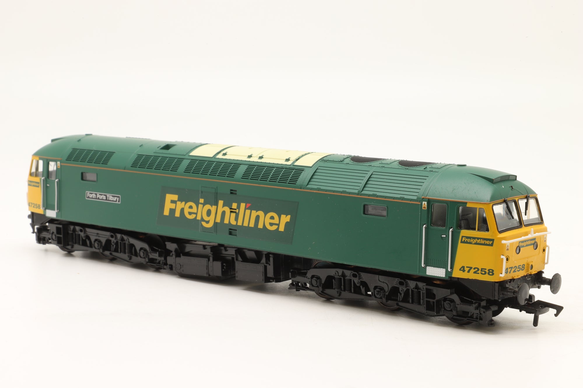 Heljan OO 4640 Class 47/0 '47258' 'Forth Ports Tilbury' Freightliner